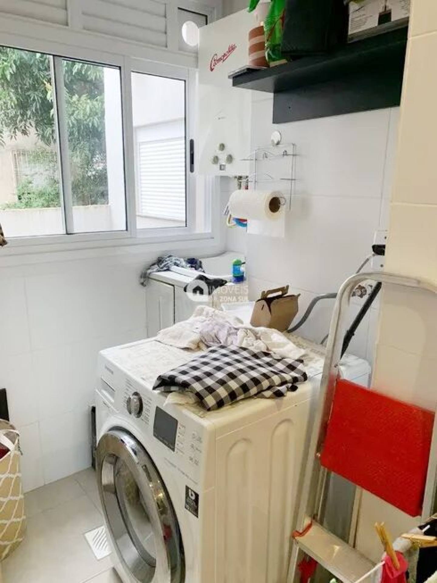 Apartamento para Vender com 1 vaga de garagem com 2 quartos 1 banheiro no bairro Menino Deus em Porto Alegre/RS