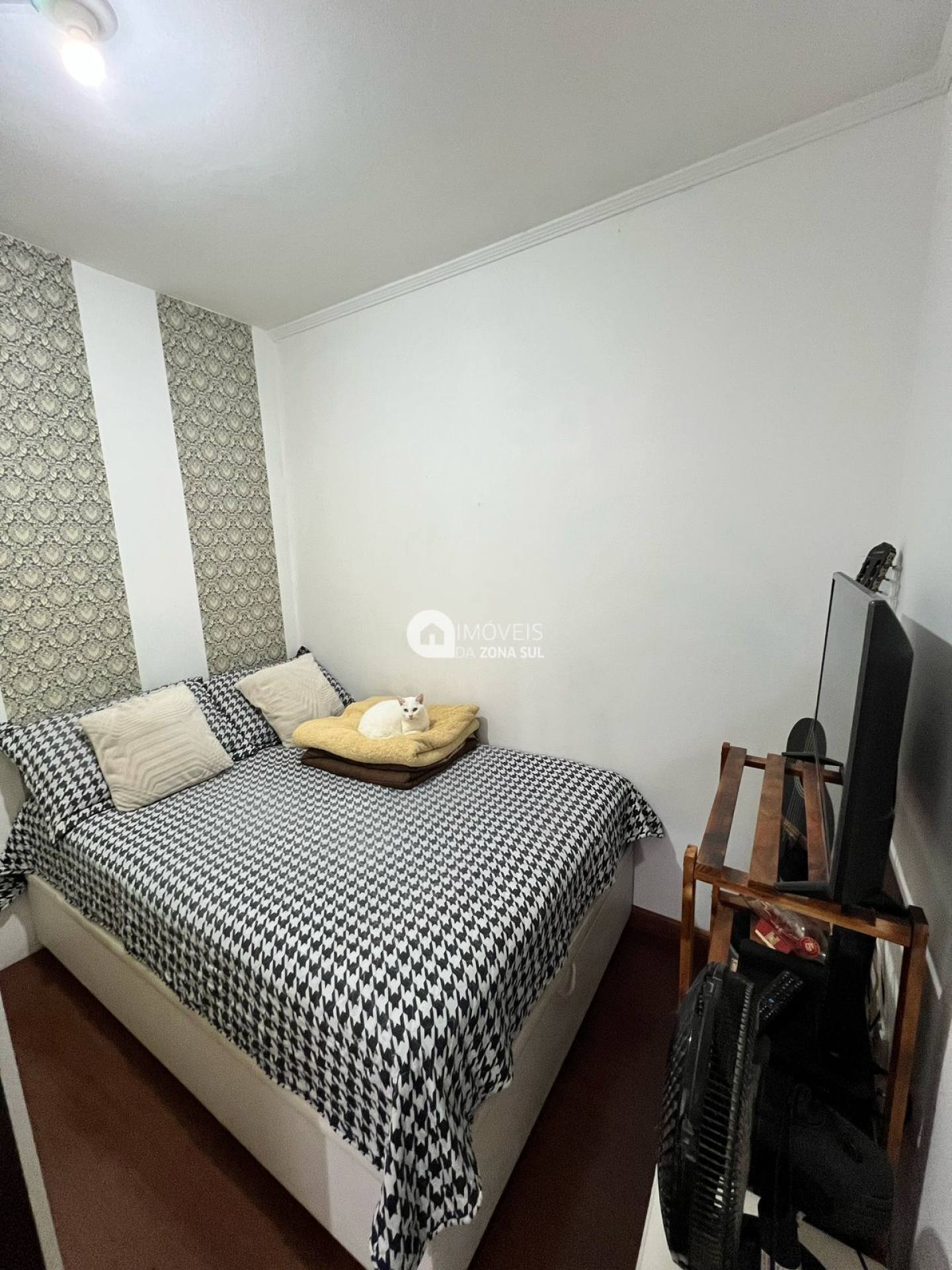 Apartamento para Vender com 1 vaga de garagem com 1 quarto 1 banheiro no bairro Camaquã em Porto Alegre/RS