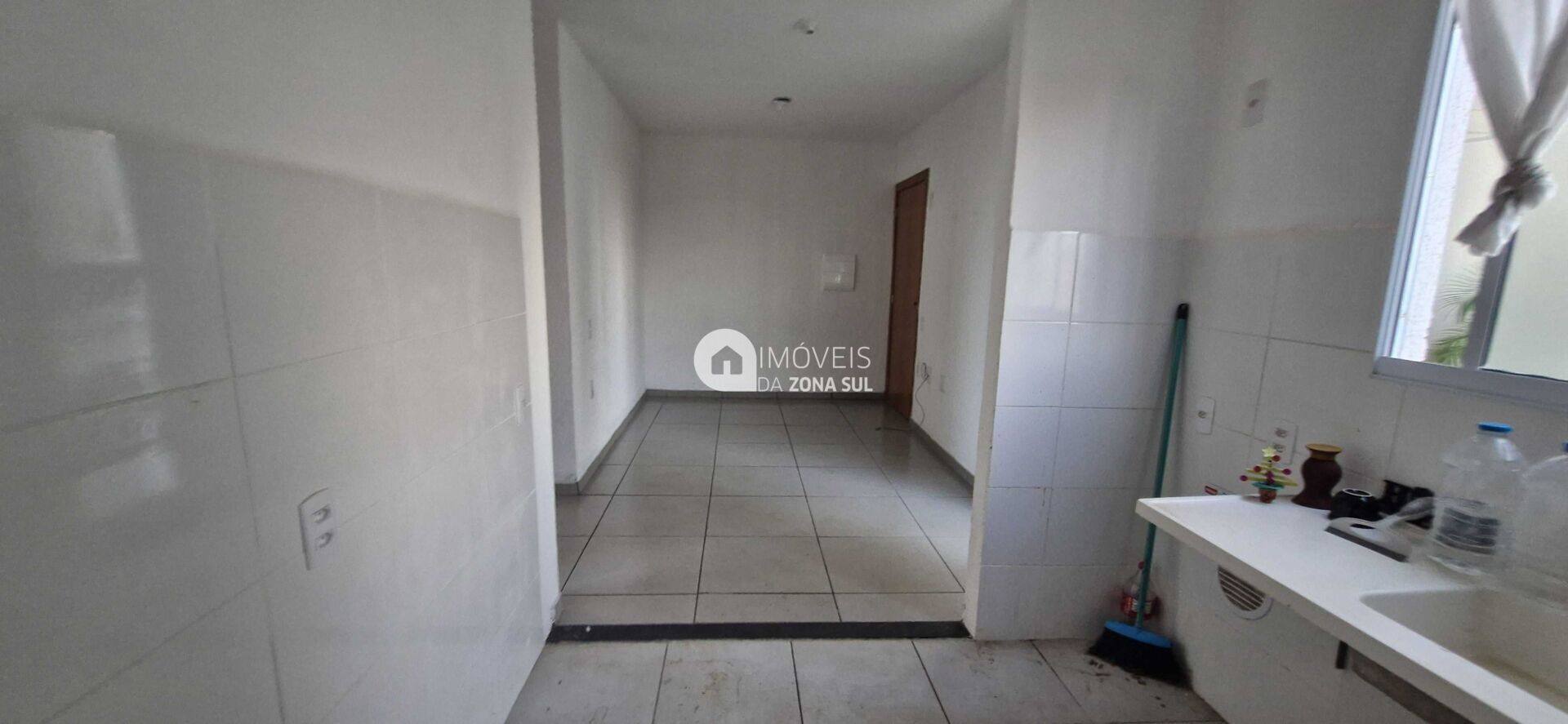 Apartamento Térreo em Restinga, Porto Alegre/RS
