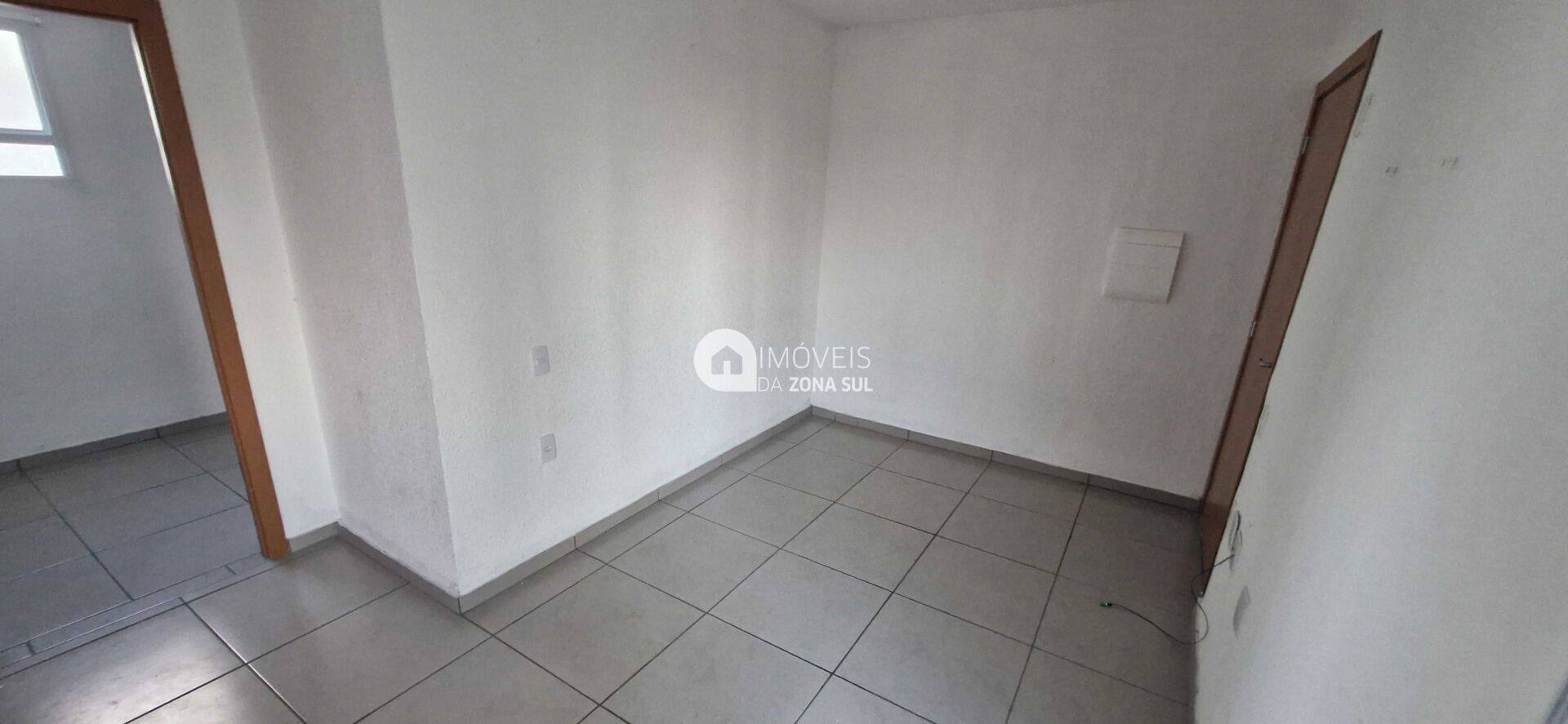 Apartamento Térreo em Restinga, Porto Alegre/RS