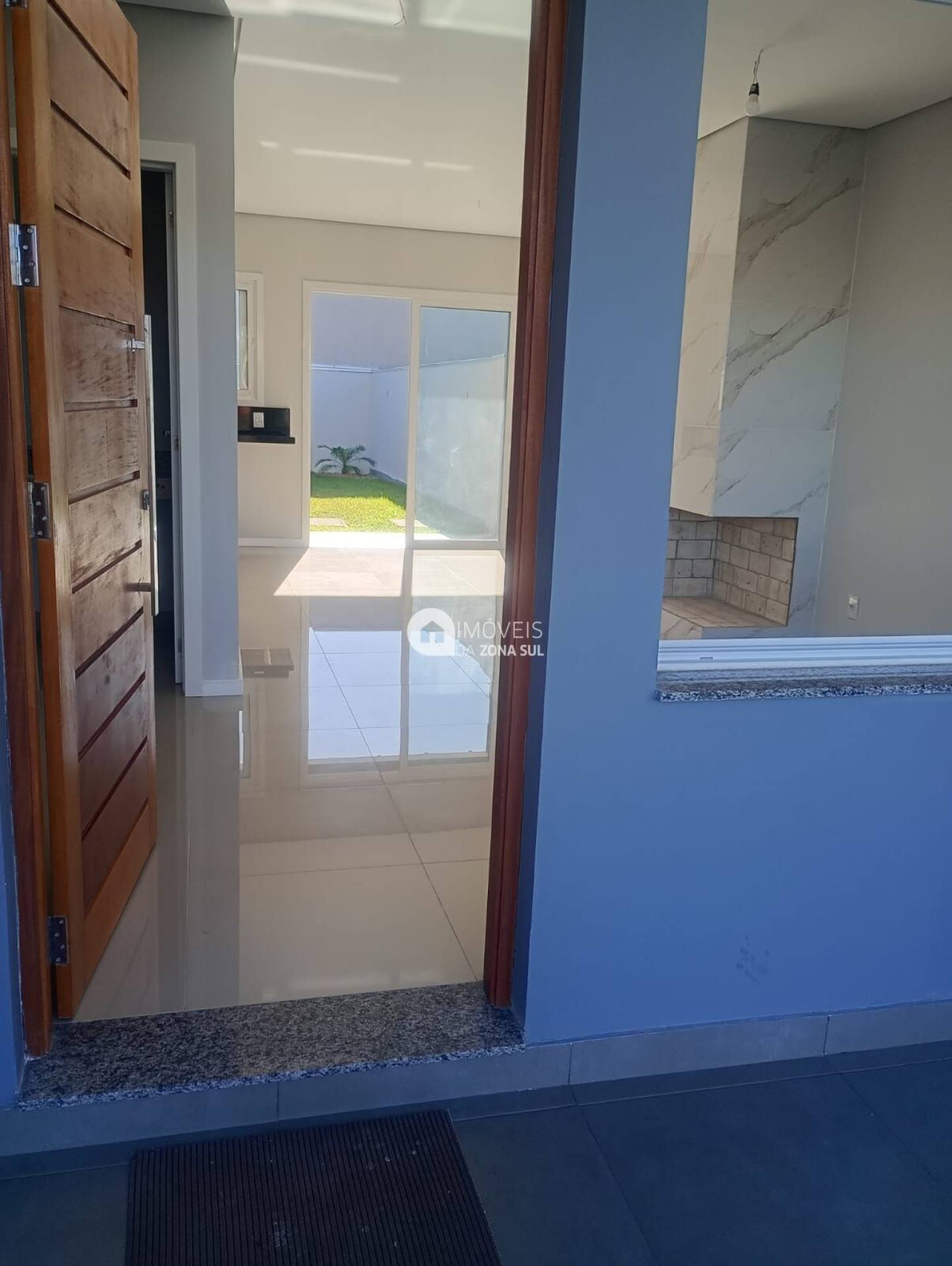 Casa para Vender com 2 vagas de garagem com 3 quartos 2 banheiros 1 suíte no bairro Aberta dos Morros em Porto Alegre/RS