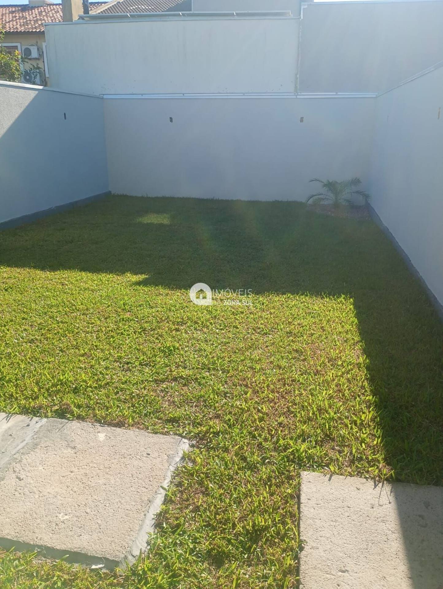 Casa para Vender com 2 vagas de garagem com 3 quartos 2 banheiros 1 suíte no bairro Aberta dos Morros em Porto Alegre/RS