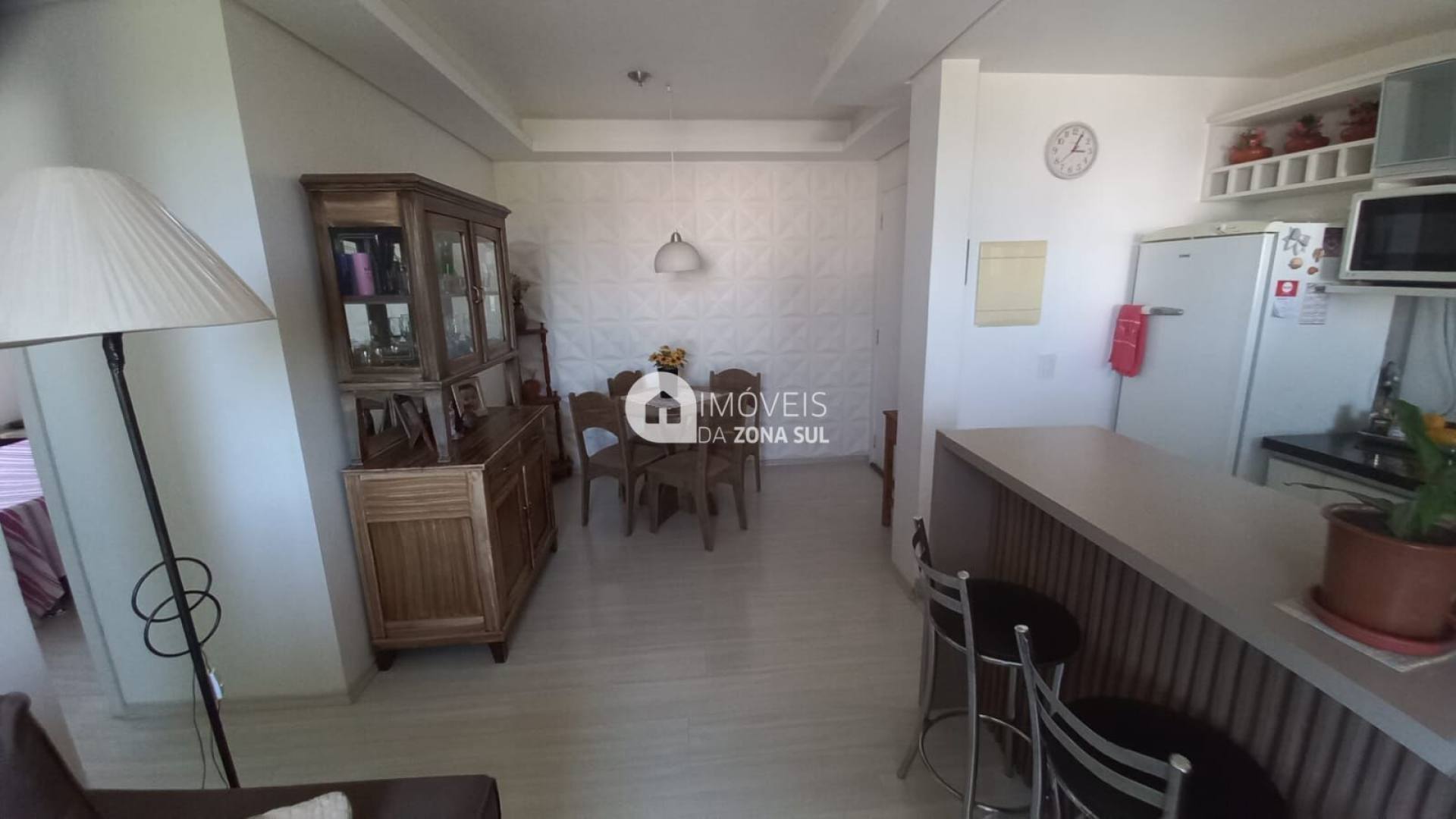 Apartamento para Vender com 1 vaga de garagem com 2 quartos 1 banheiro no bairro Ipanema em Porto Alegre/RS