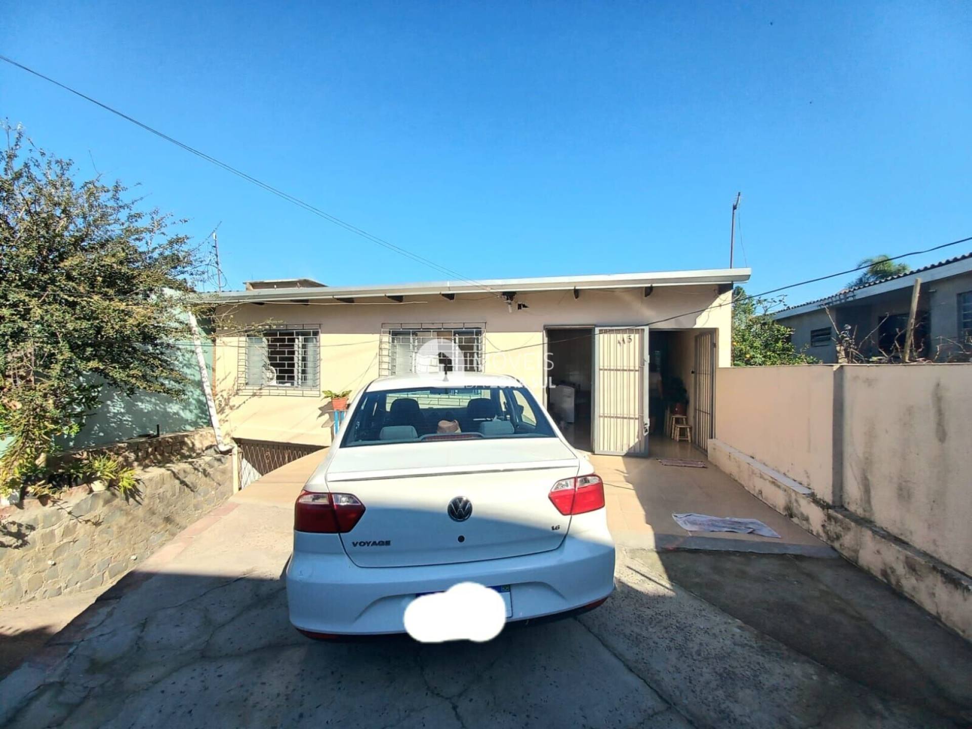 Casa para Vender com 2 vagas de garagem com 2 quartos 2 banheiros no bairro Lomba do Pinheiro em Porto Alegre/RS