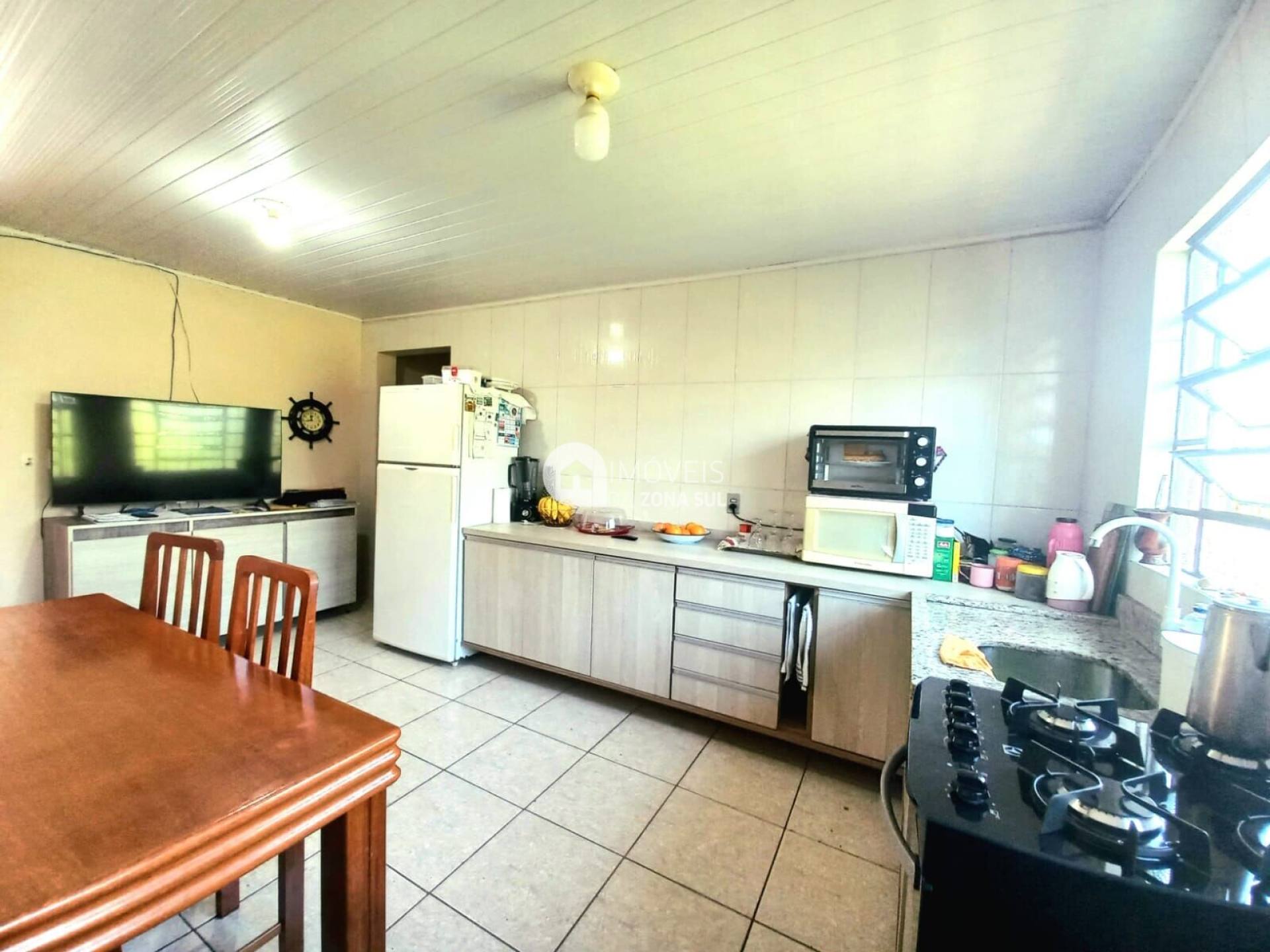 Casa para Vender com 2 vagas de garagem com 2 quartos 2 banheiros no bairro Lomba do Pinheiro em Porto Alegre/RS