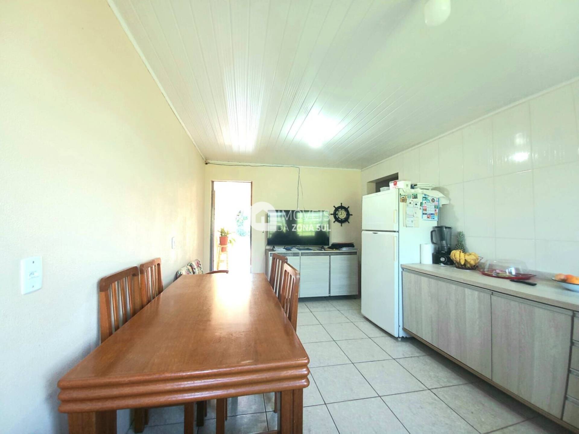 Casa para Vender com 2 vagas de garagem com 2 quartos 2 banheiros no bairro Lomba do Pinheiro em Porto Alegre/RS
