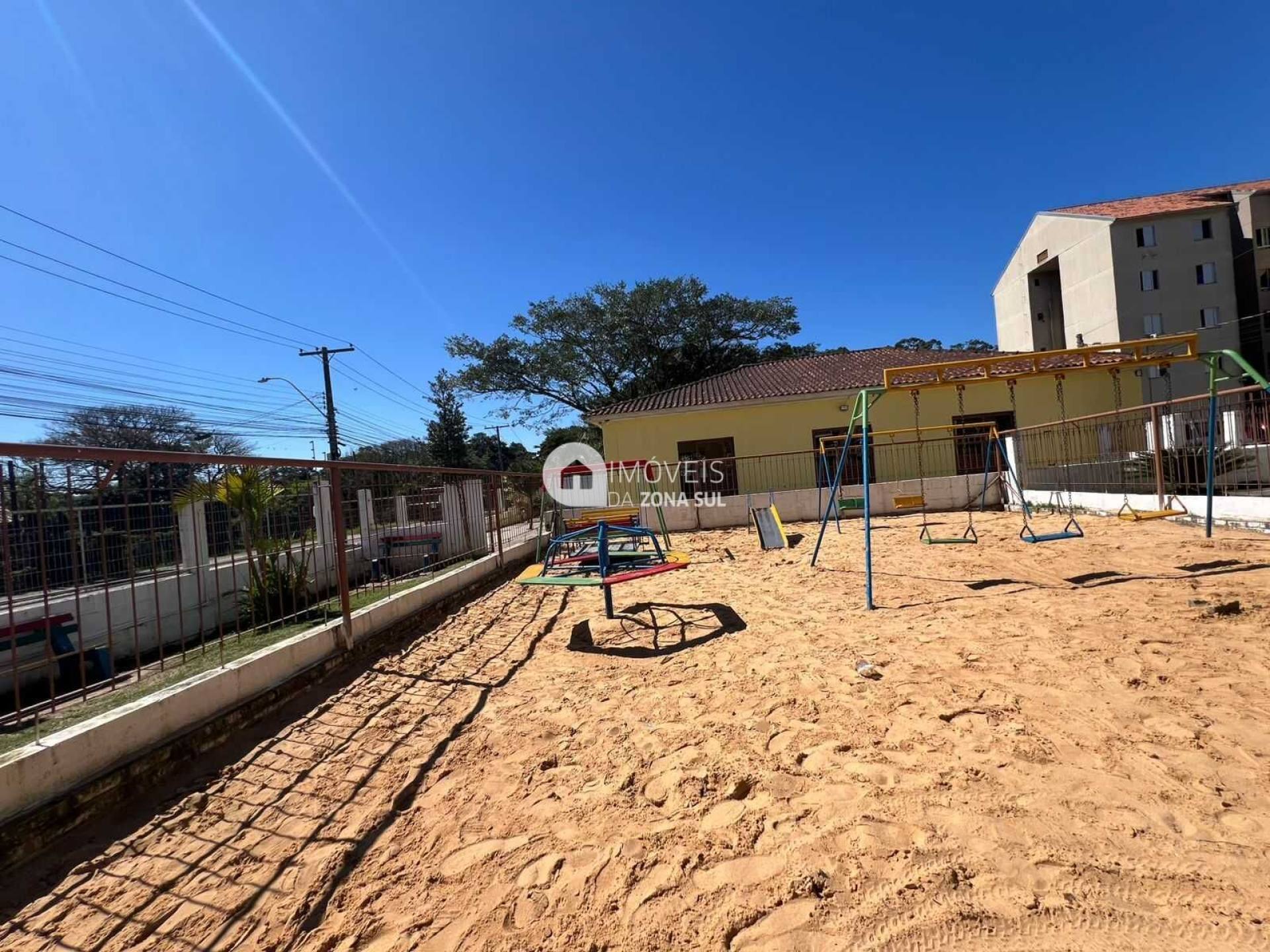 Apartamento para Vender com 1 vaga de garagem com 2 quartos 1 banheiro no bairro Restinga em Porto Alegre/RS