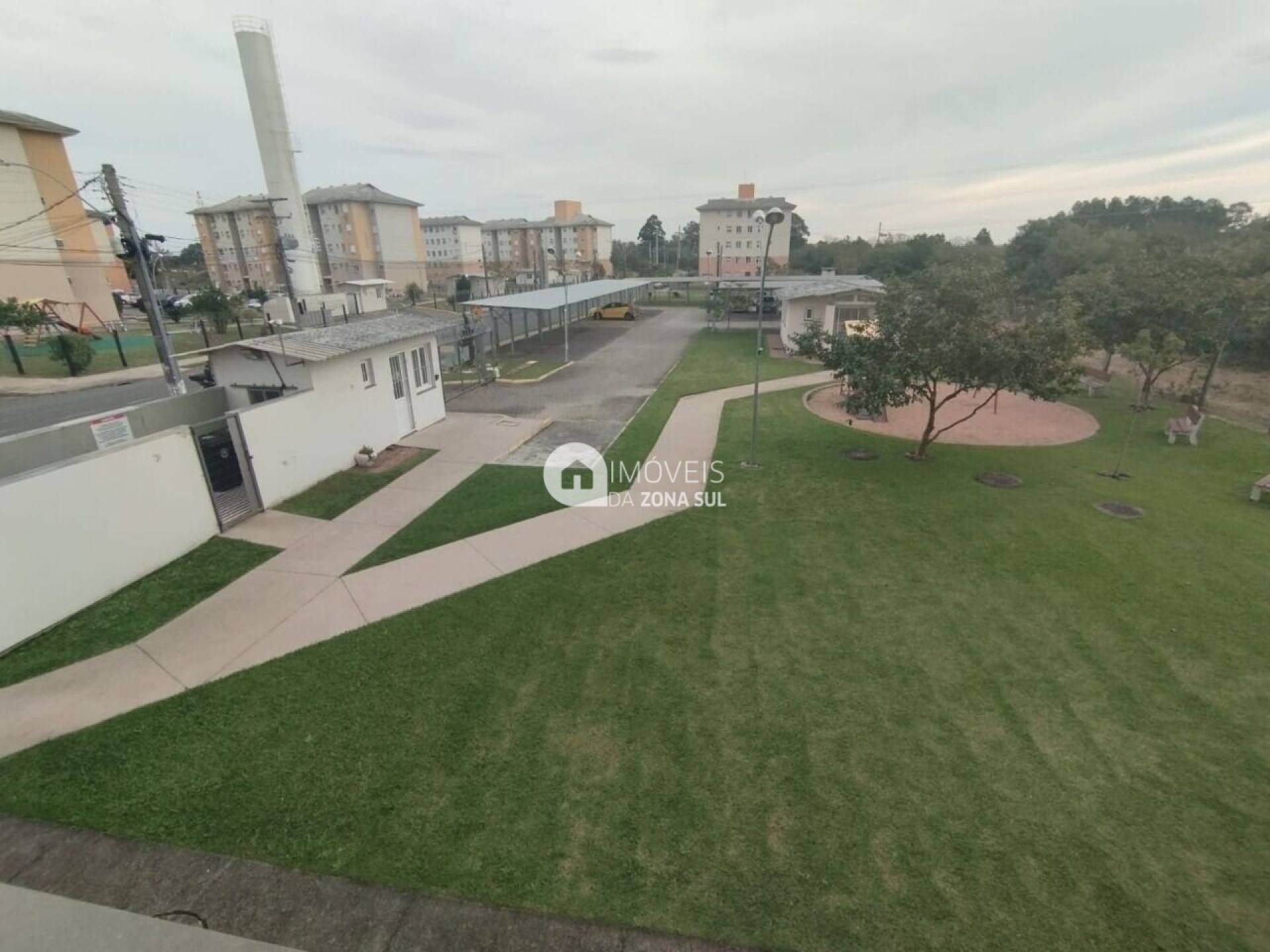 Apartamento de 2 dormitórios na Restinga Semimobiliado