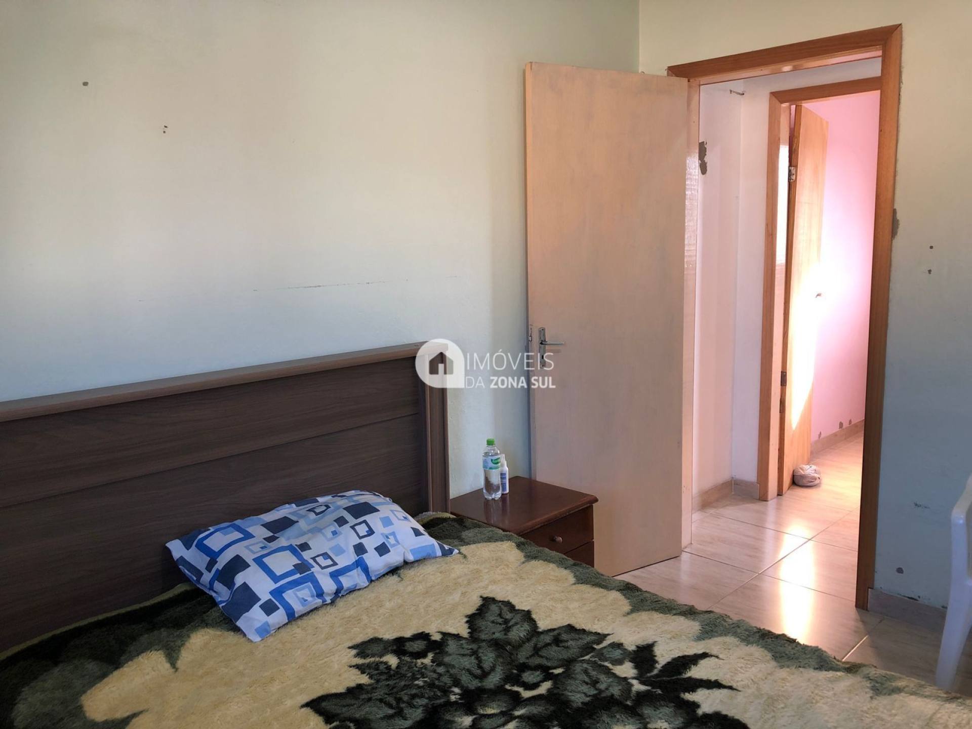 Casa para Vender com 1 vaga de garagem com 2 quartos 1 banheiro no bairro Hípica em Porto Alegre/RS