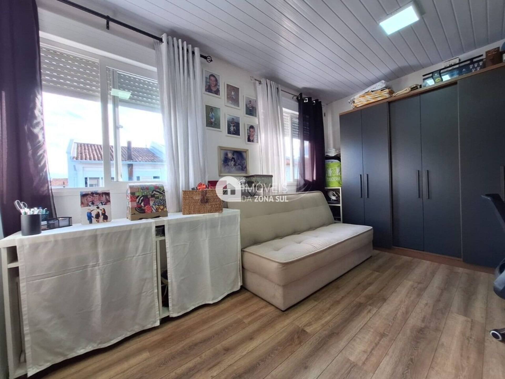 Lindo Sobrado em Condomínio Fechado na Hípica