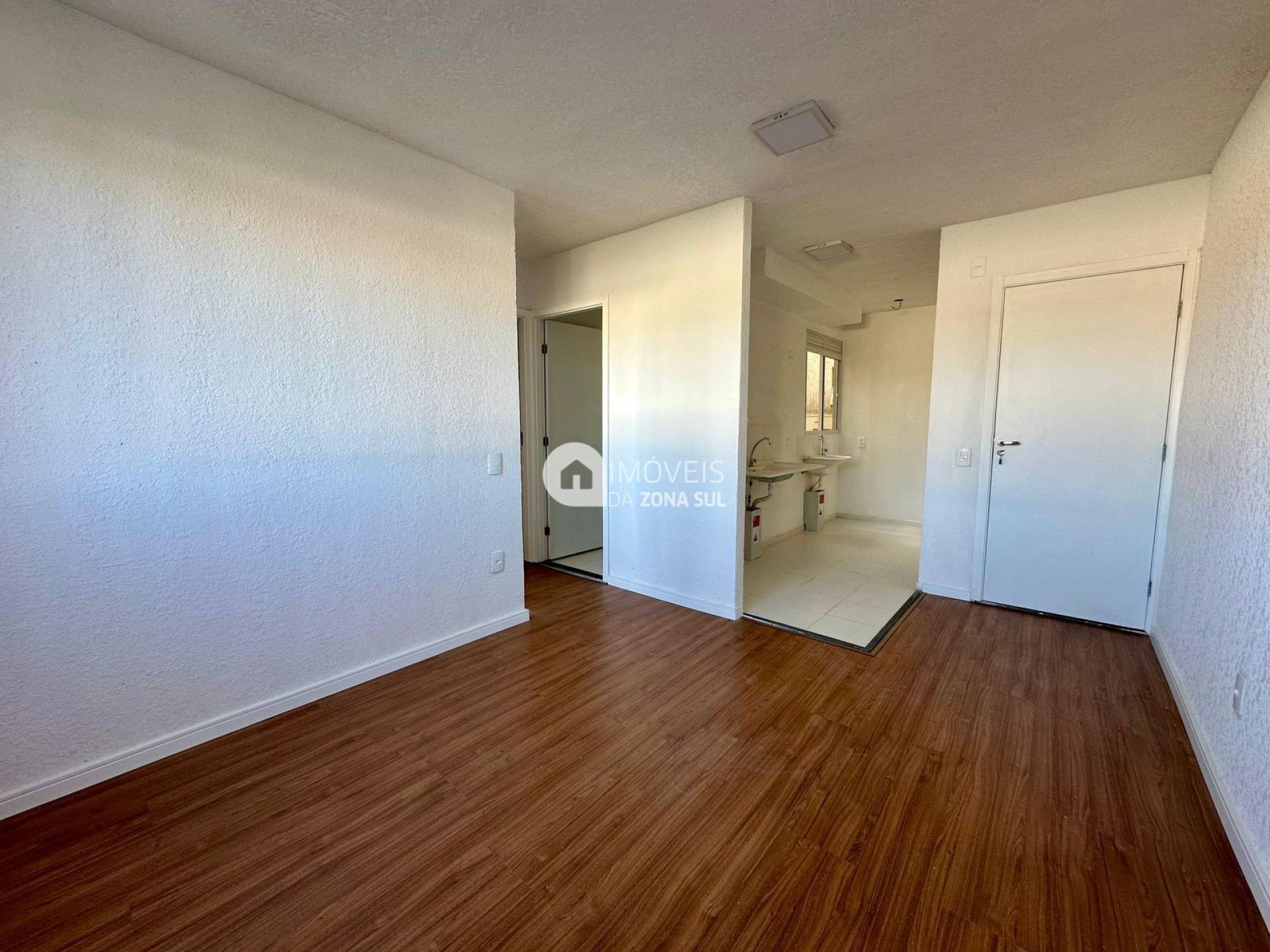 Apartamento para Vender com 1 vaga de garagem com 2 quartos 1 banheiro no bairro Restinga em Porto Alegre/RS