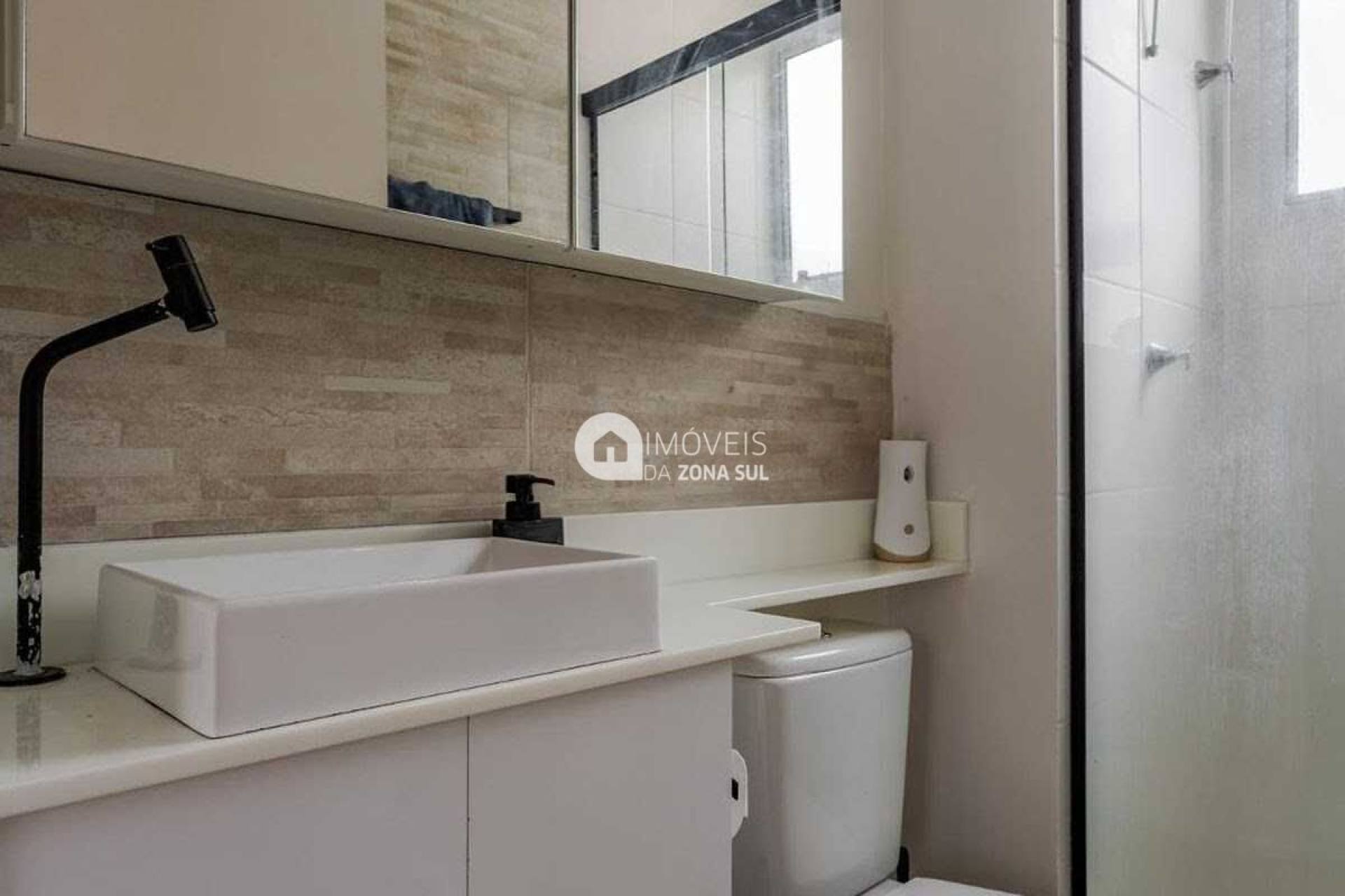 Apartamento para Vender com 1 vaga de garagem com 2 quartos 1 banheiro no bairro Rubem Berta em Porto Alegre/RS