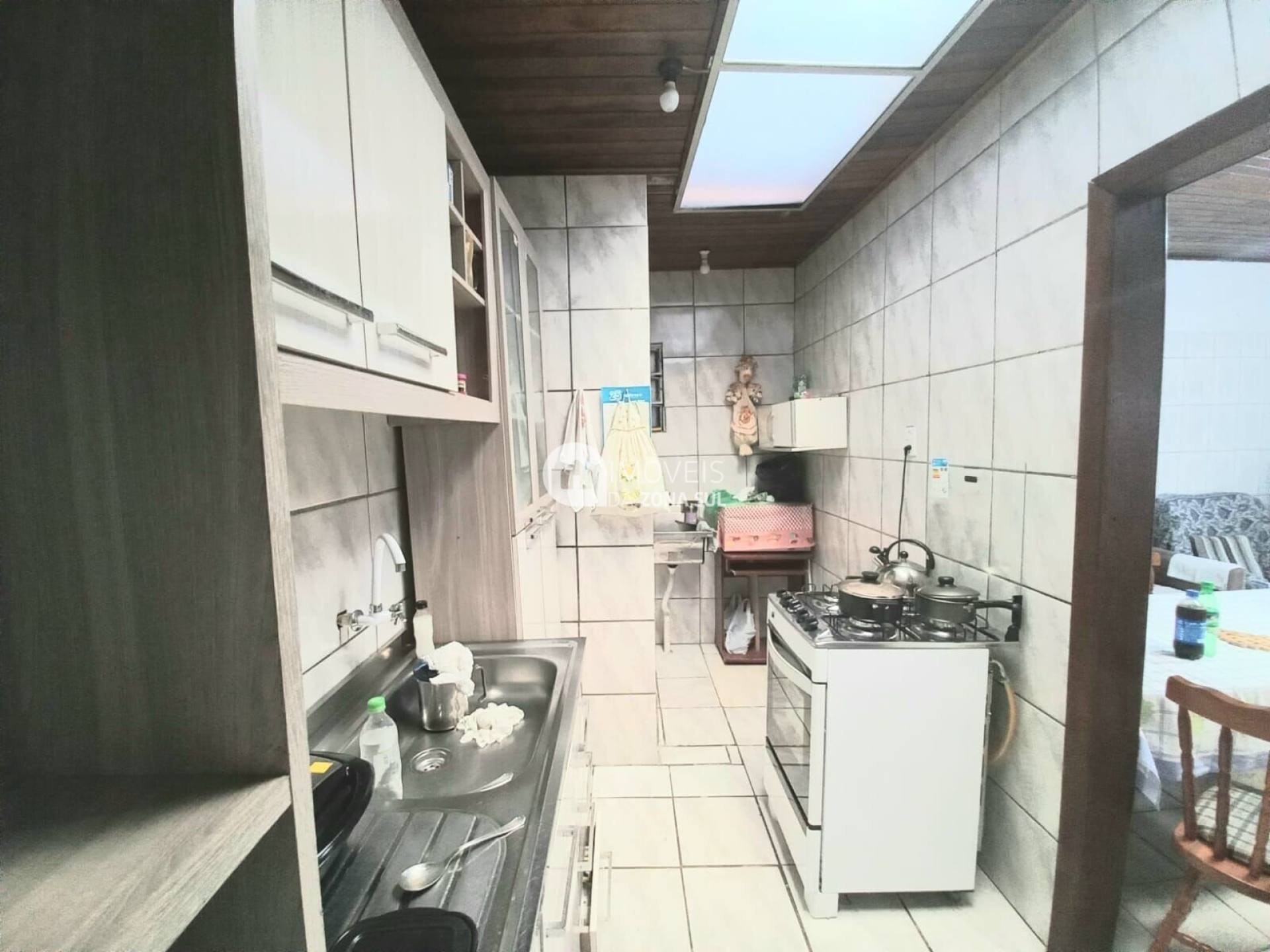 Casa para Vender com 2 quartos 1 banheiro no bairro Restinga em Porto Alegre/RS