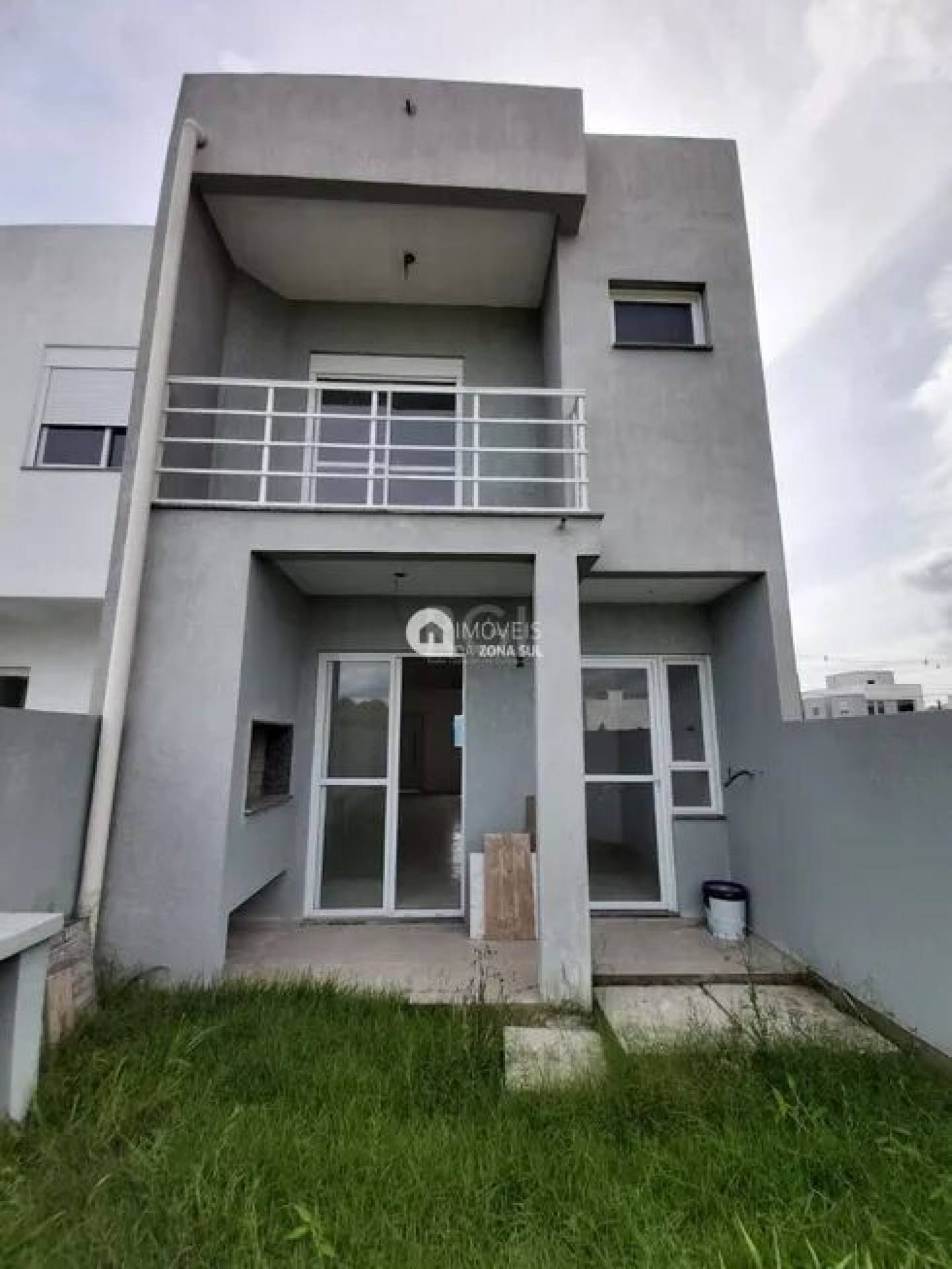 Casa para Vender com 2 quartos 2 banheiros 2 suítes no bairro Hípica em Porto Alegre/RS