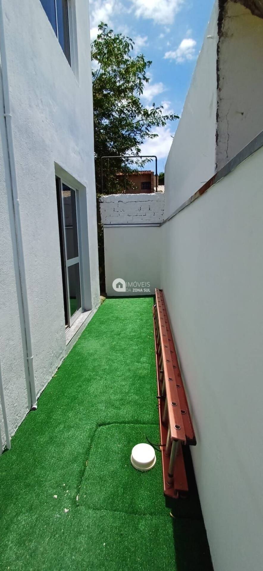 Sobrado no bairro Aberta dos Morros, Porto Alegre/RS