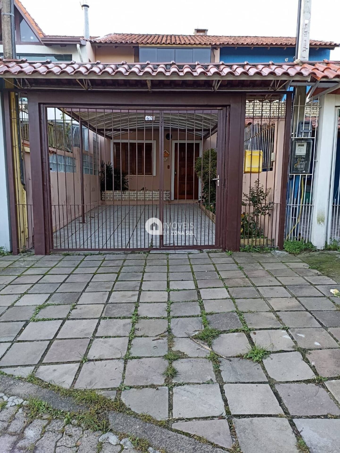 Casa para Vender com 2 vagas de garagem com 3 quartos 1 banheiro no bairro Hípica em Porto Alegre/RS