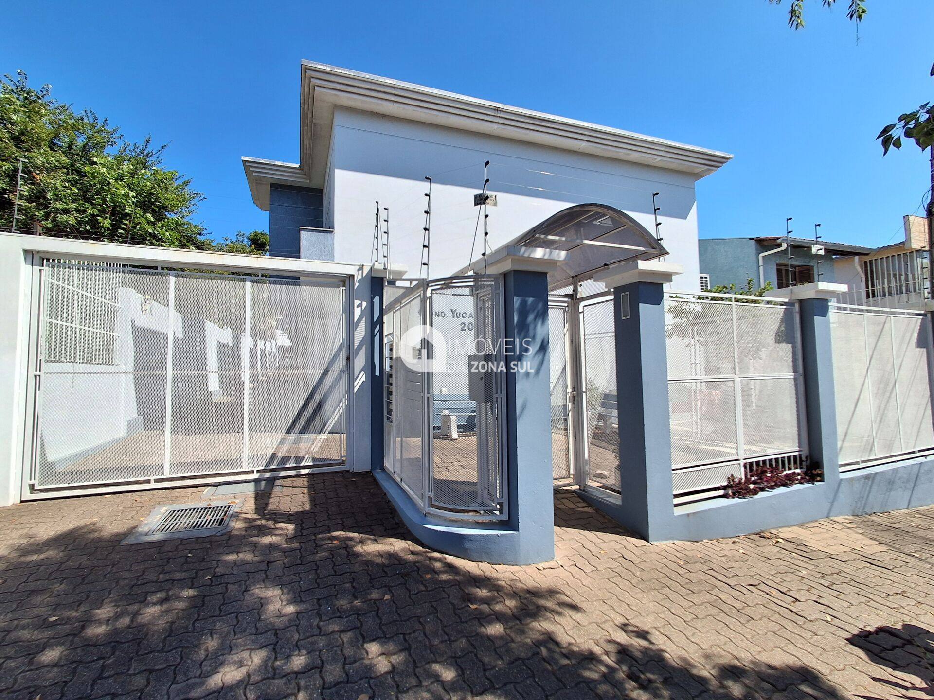 Casa para Vender com 1 vaga de garagem com 3 quartos 3 banheiros 1 suíte no bairro Tristeza em Porto Alegre/RS