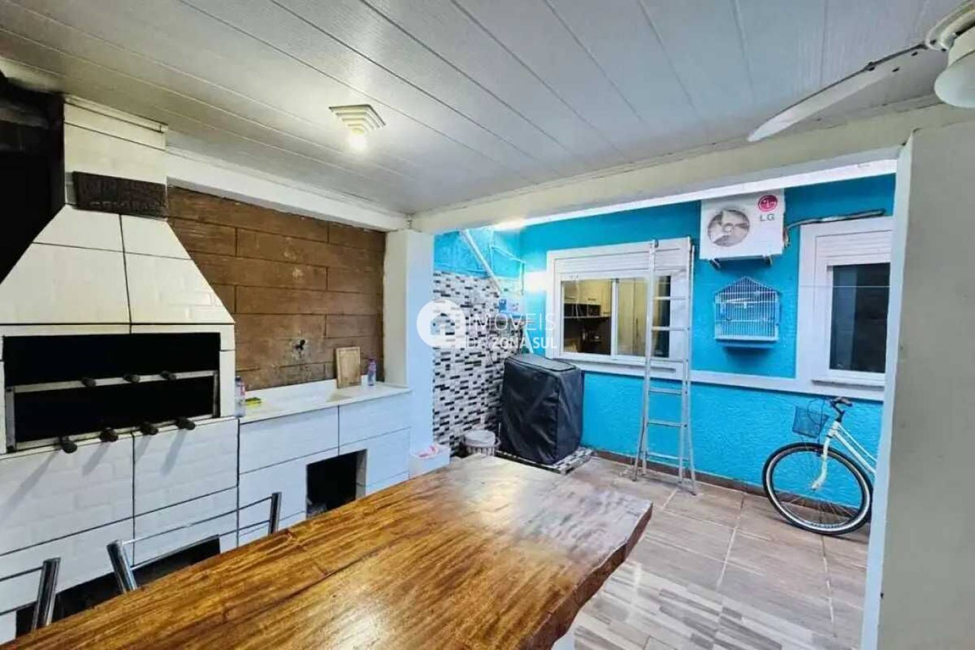 Casa para Vender com 2 vagas de garagem com 3 quartos 1 banheiro no bairro Hípica em Porto Alegre/RS
