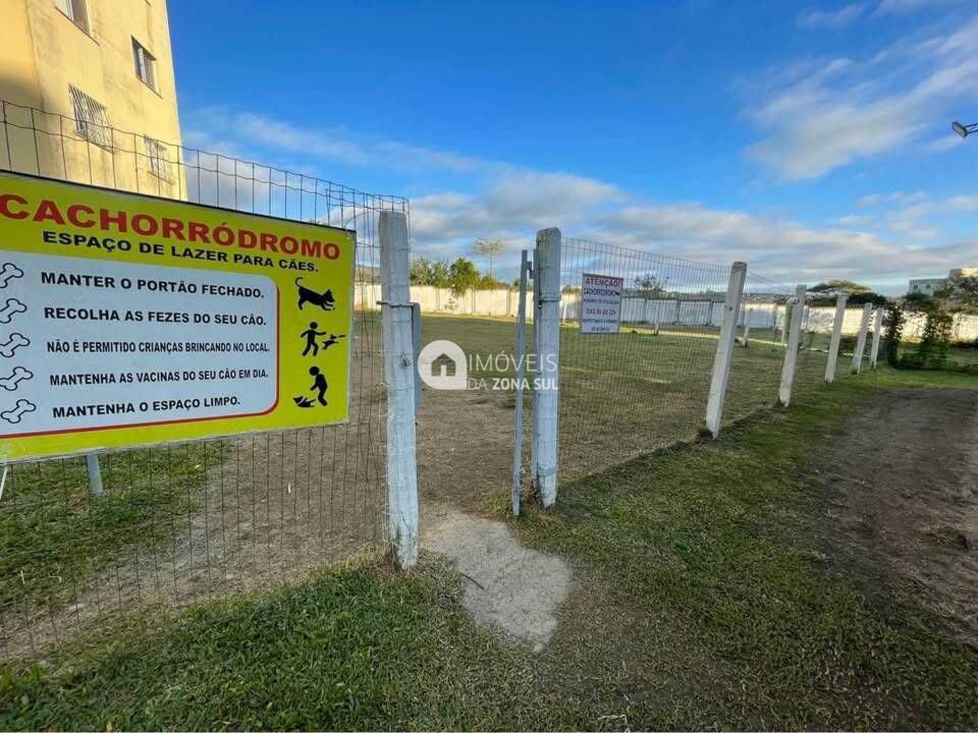Apartamento para Vender com 1 vaga de garagem com 2 quartos 1 banheiro no bairro Vila Nova em Porto Alegre/RS