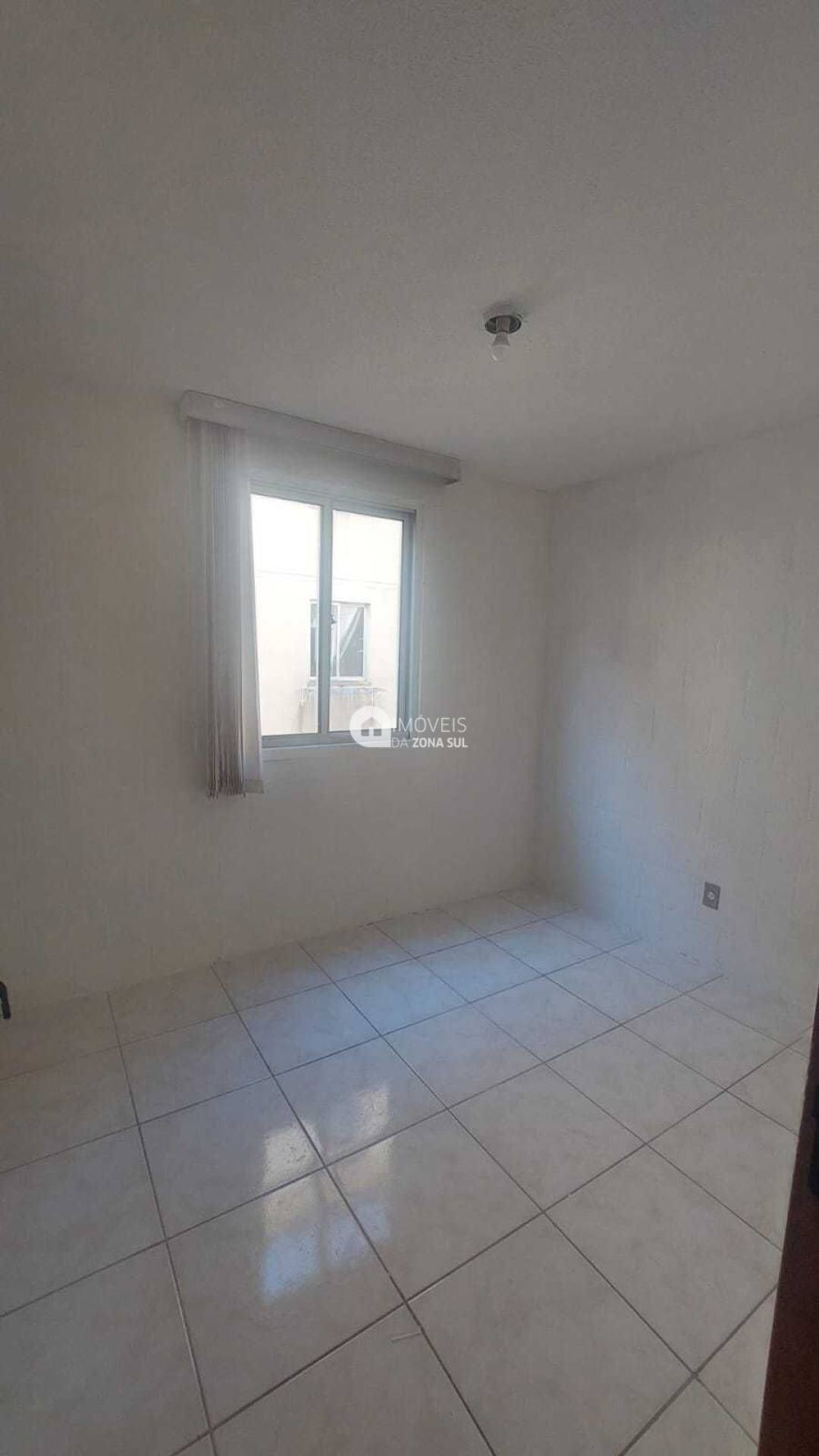 Apartamento para Vender com 1 vaga de garagem com 2 quartos 1 banheiro no bairro Vila Nova em Porto Alegre/RS