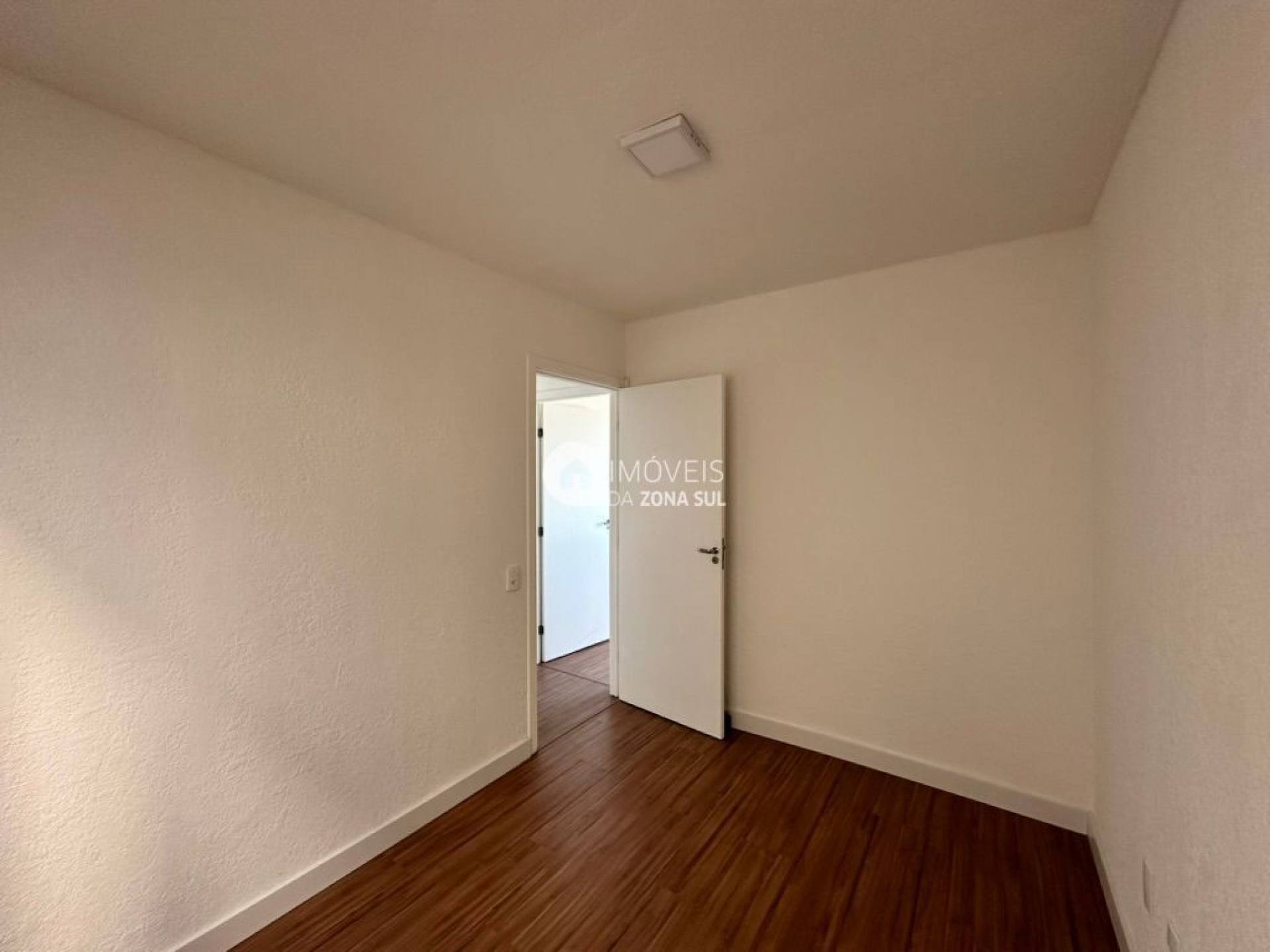 Apartamento para Vender com 1 vaga de garagem com 2 quartos 1 banheiro no bairro Restinga em Porto Alegre/RS
