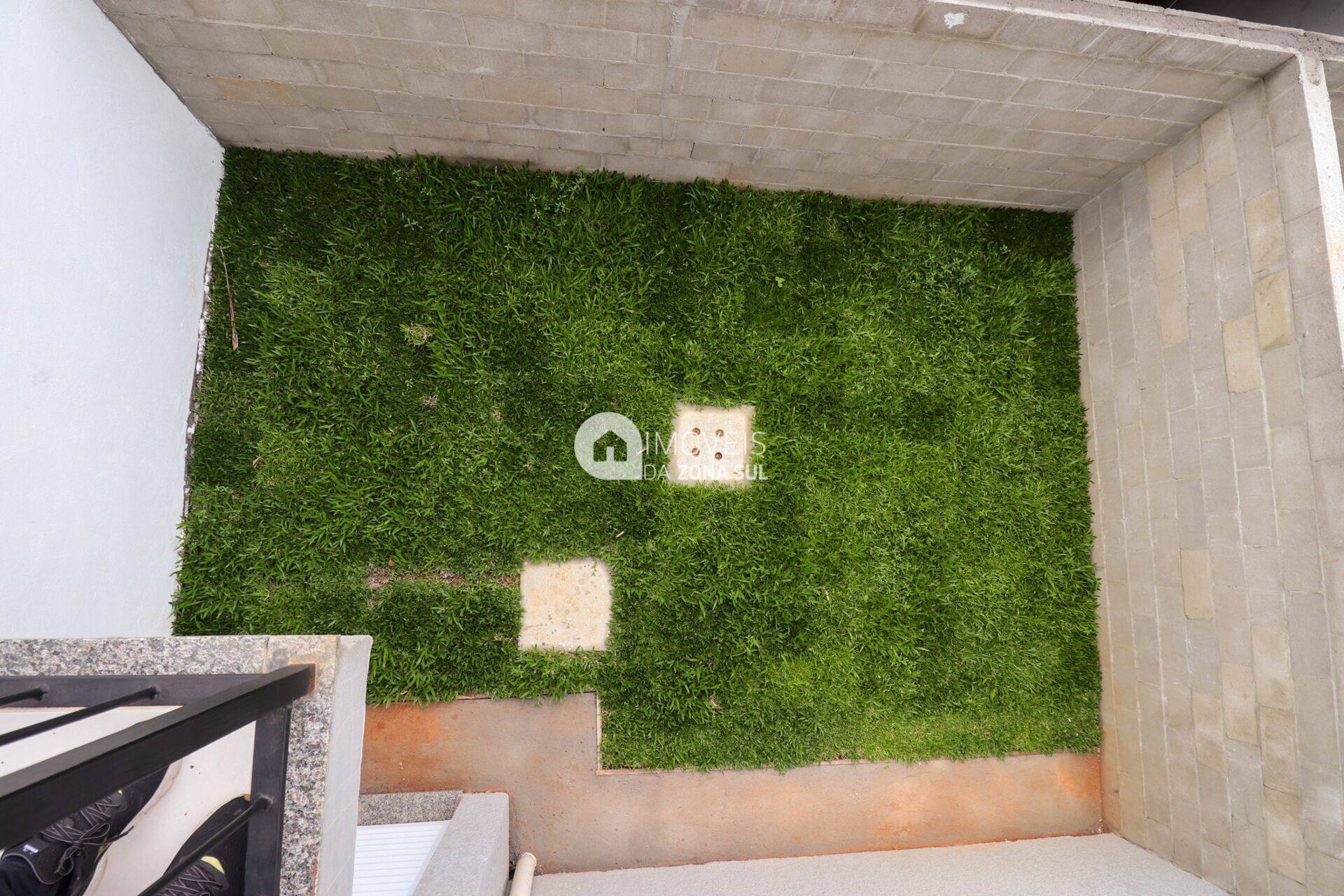 Apartamento com 2 Dormitórios com opção de Pátio