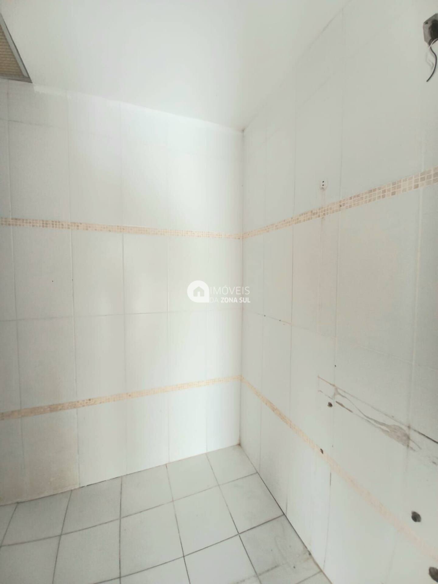 Casa para Vender com 1 vaga de garagem com 2 quartos 1 banheiro no bairro Hípica em Porto Alegre/RS