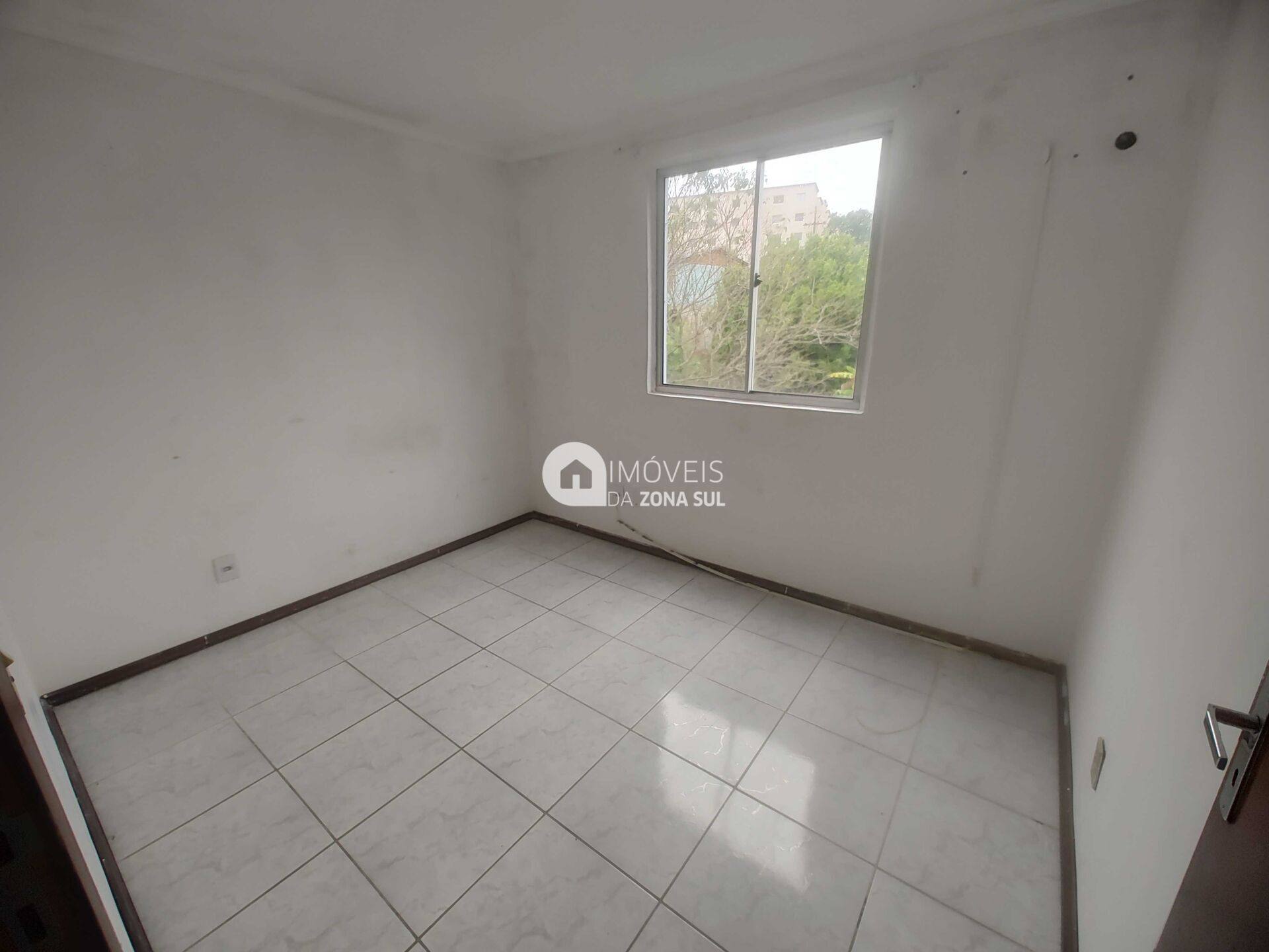 Apartamento para Vender com 1 vaga de garagem com 2 quartos 1 banheiro no bairro Campo Novo em Porto Alegre/RS