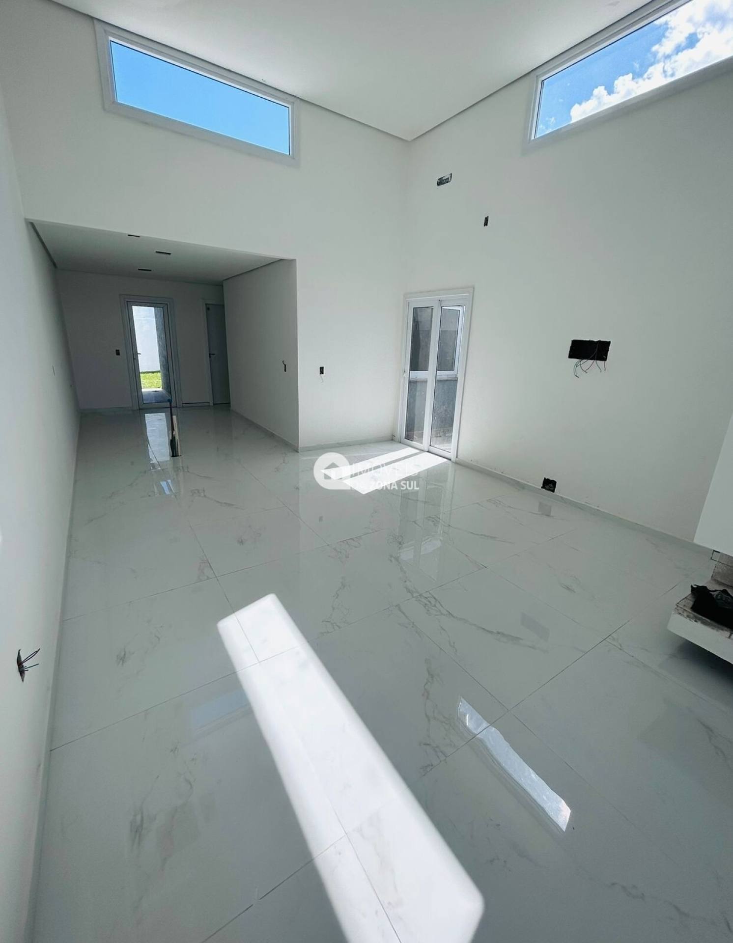 Casa para Vender com 1 vaga de garagem com 3 quartos 2 banheiros 1 suíte no bairro Aberta dos Morros em Porto Alegre/RS