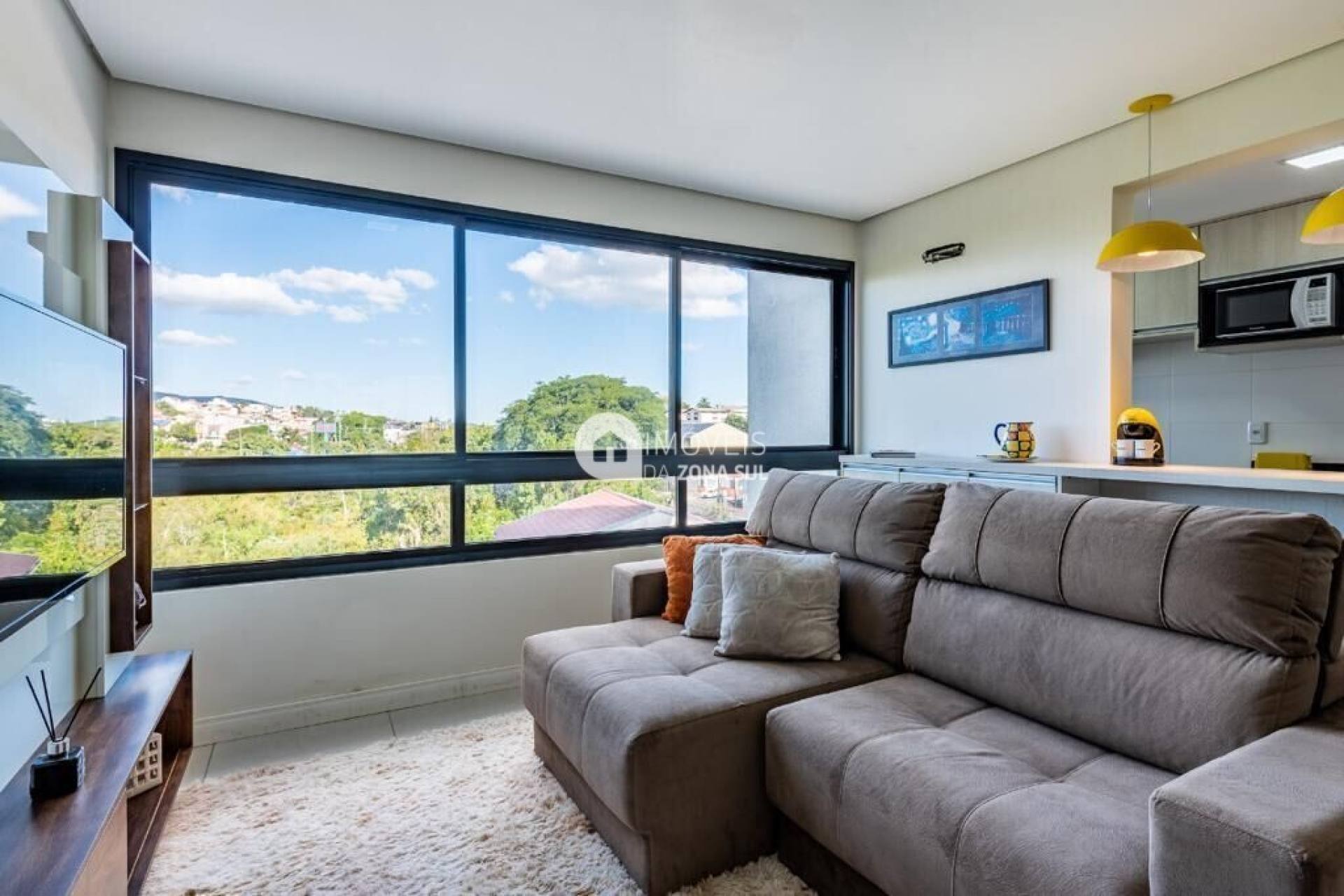 Apartamento 2 dormitórios, 2 vagas de garagem