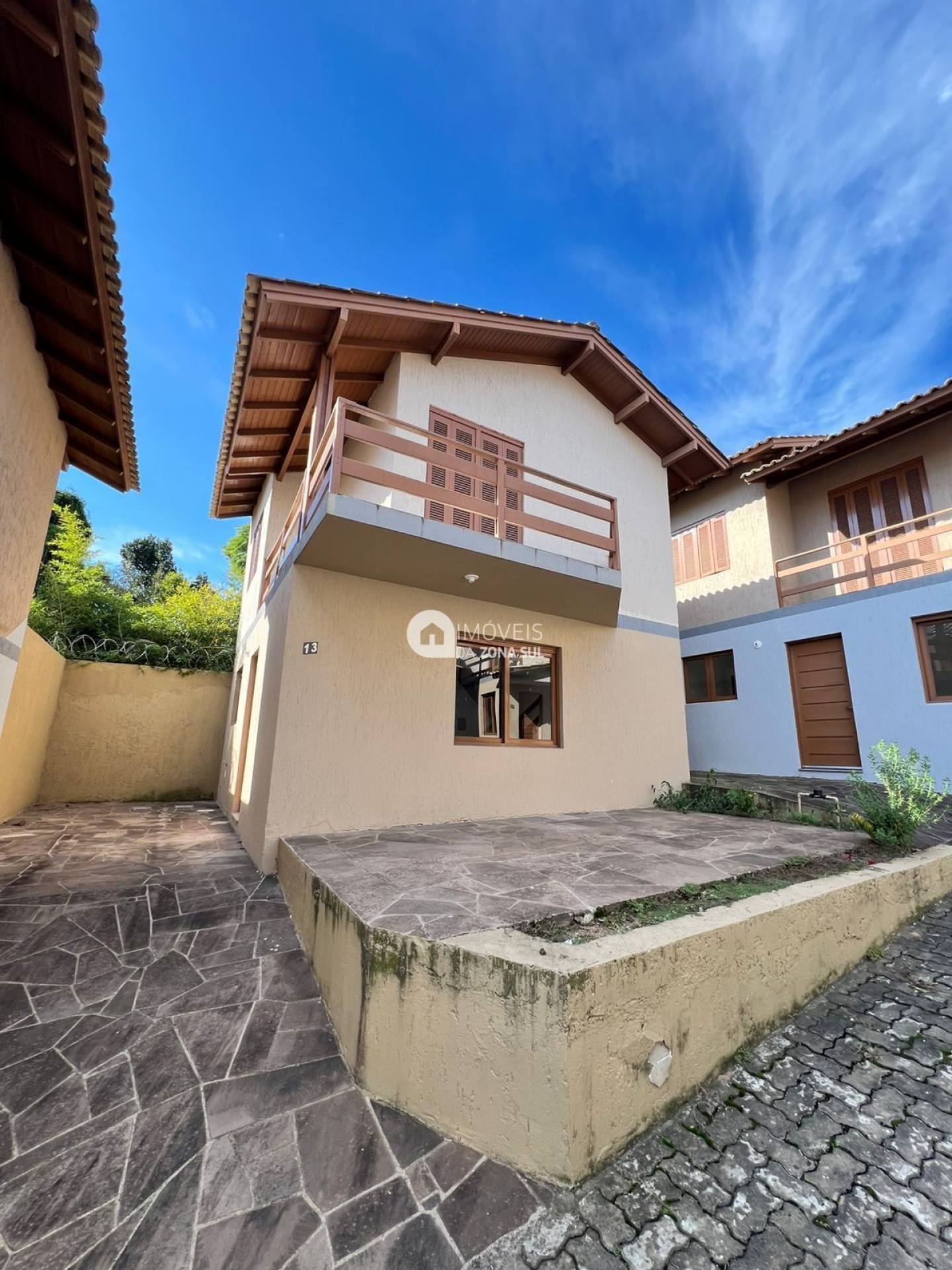 Casa para Vender com 1 vaga de garagem com 2 quartos 1 banheiro no bairro Ipanema em Porto Alegre/RS