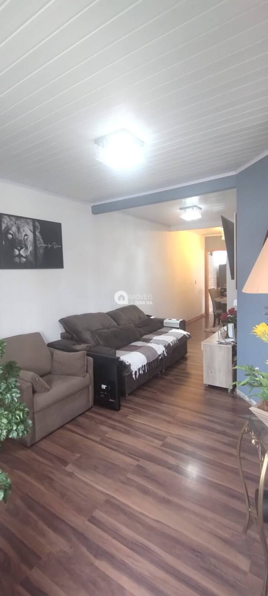 Casa para Vender com 2 vagas de garagem com 2 quartos 1 banheiro no bairro Restinga em Porto Alegre/RS