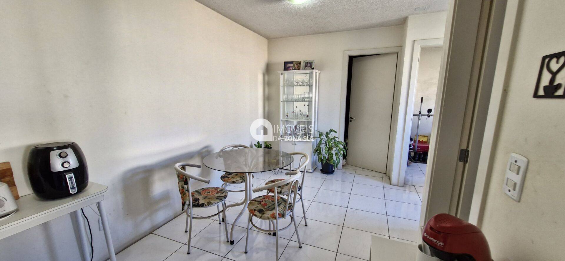 Apartamento para Vender com 1 vaga de garagem com 2 quartos 1 banheiro no bairro Restinga em Porto Alegre/RS