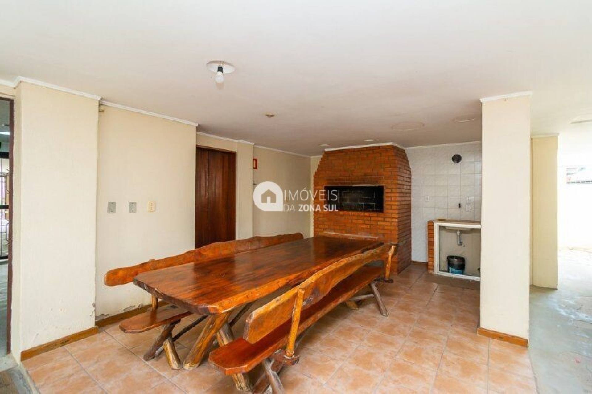 Apartamento para Vender com 1 vaga de garagem com 2 quartos 1 banheiro no bairro Jardim do Salso em Porto Alegre/RS