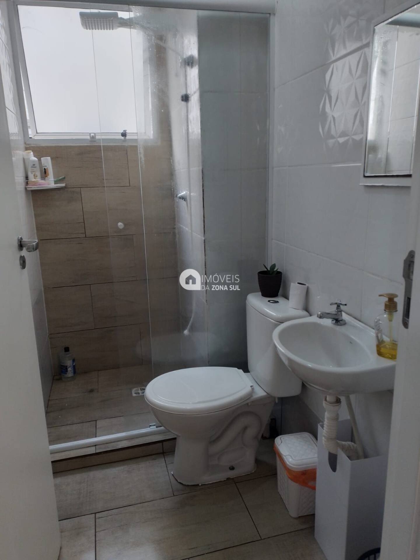 Apartamento para Vender com 1 vaga de garagem com 2 quartos 1 banheiro no bairro Restinga em Porto Alegre/RS