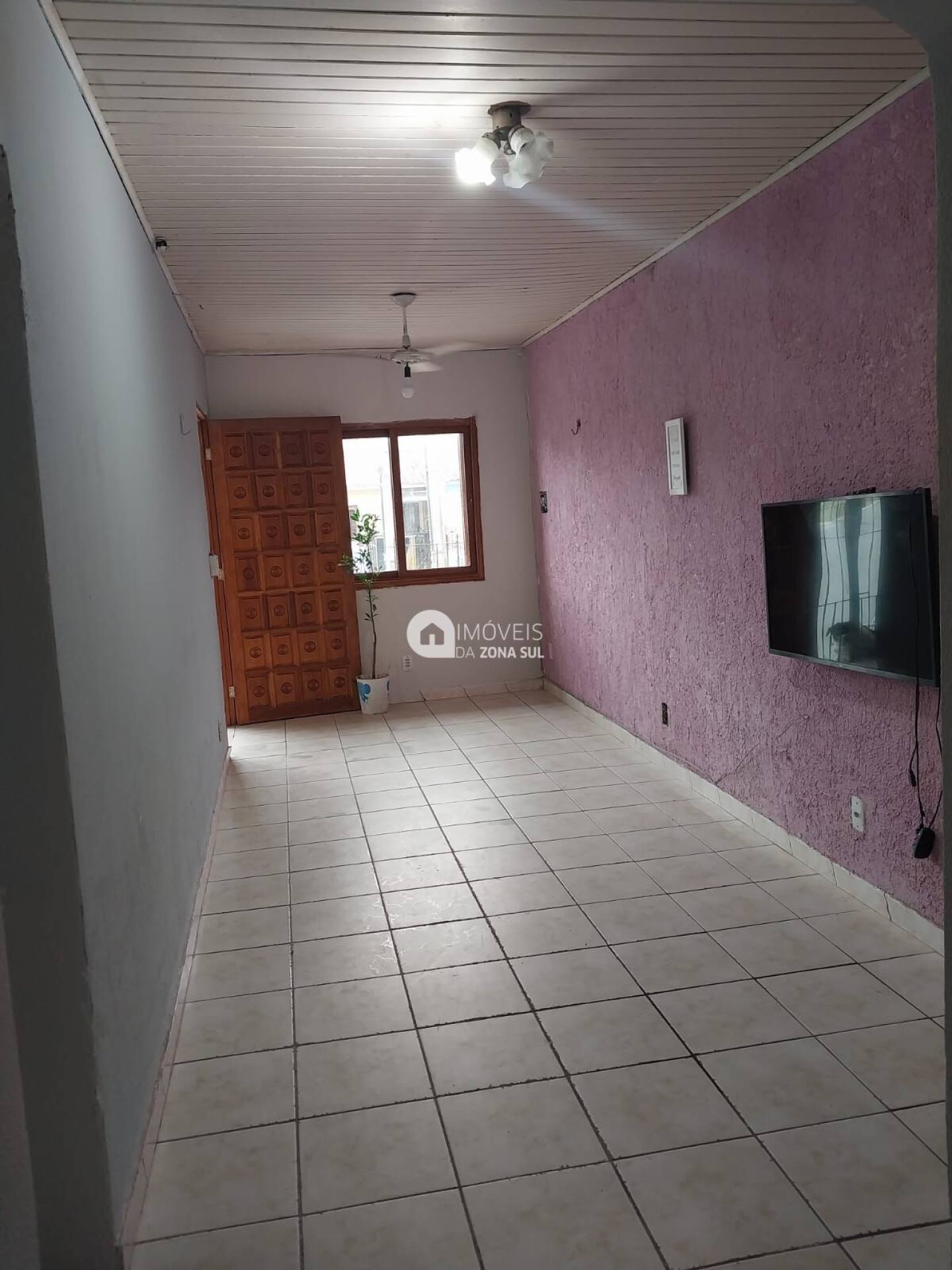 Casa para Vender com 1 vaga de garagem com 2 quartos 1 banheiro no bairro Hípica em Porto Alegre/RS