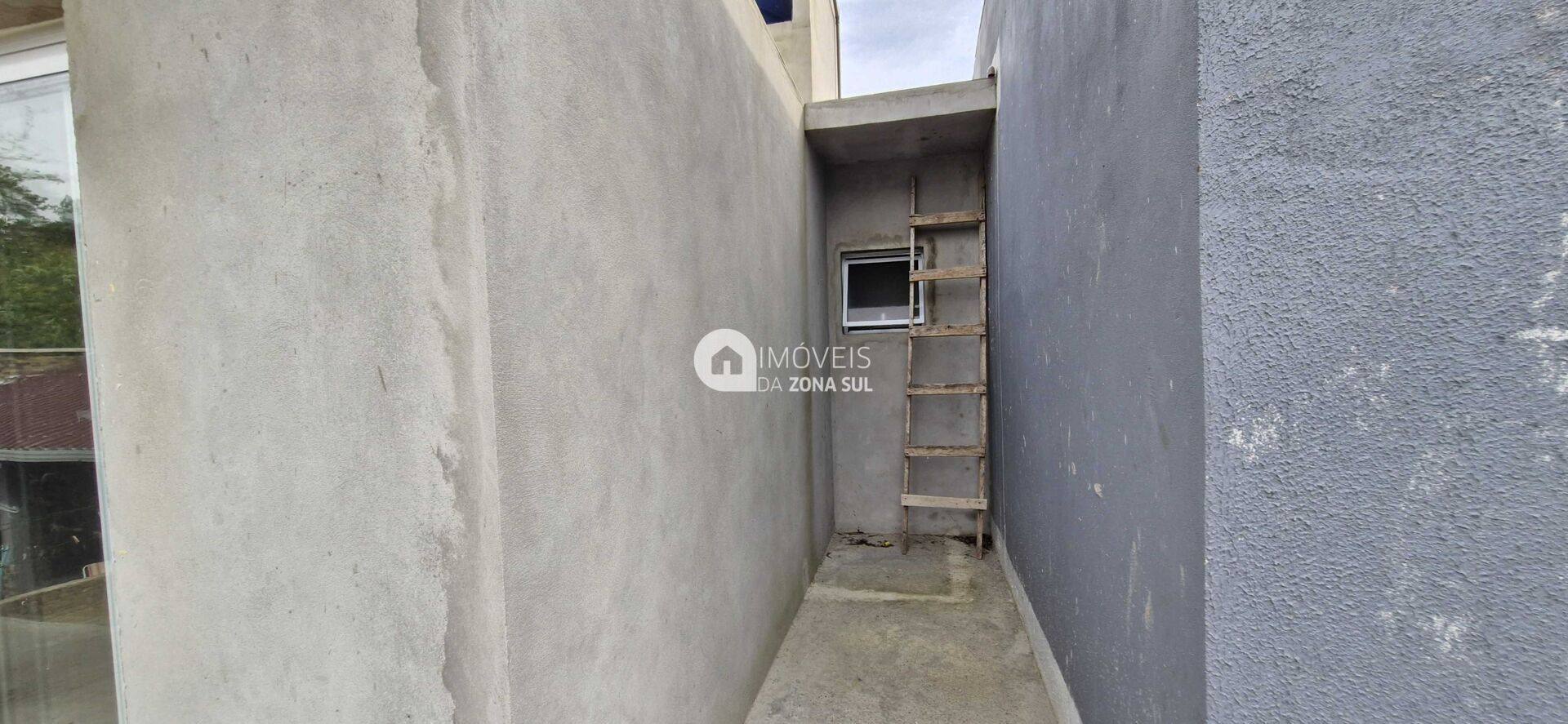 Sobrado para Vender com 1 vaga de garagem com 3 quartos 4 banheiros 1 suíte no bairro Augusta em Viamão/RS