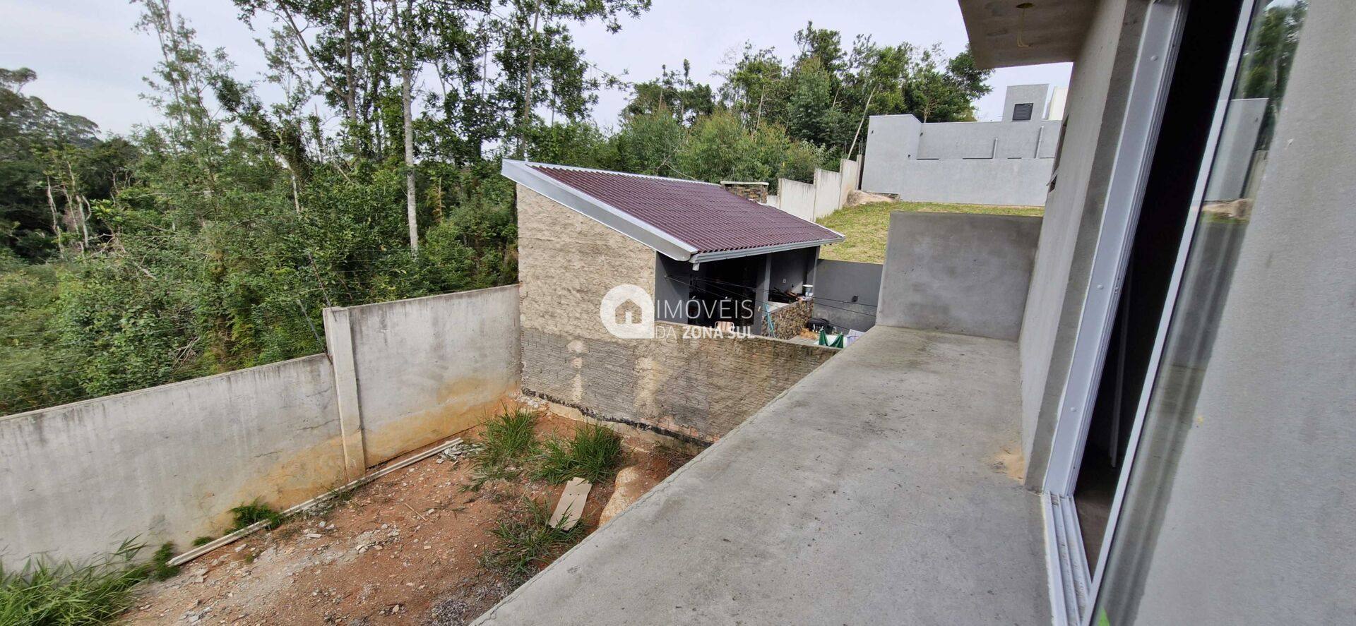Sobrado para Vender com 1 vaga de garagem com 3 quartos 4 banheiros 1 suíte no bairro Augusta em Viamão/RS