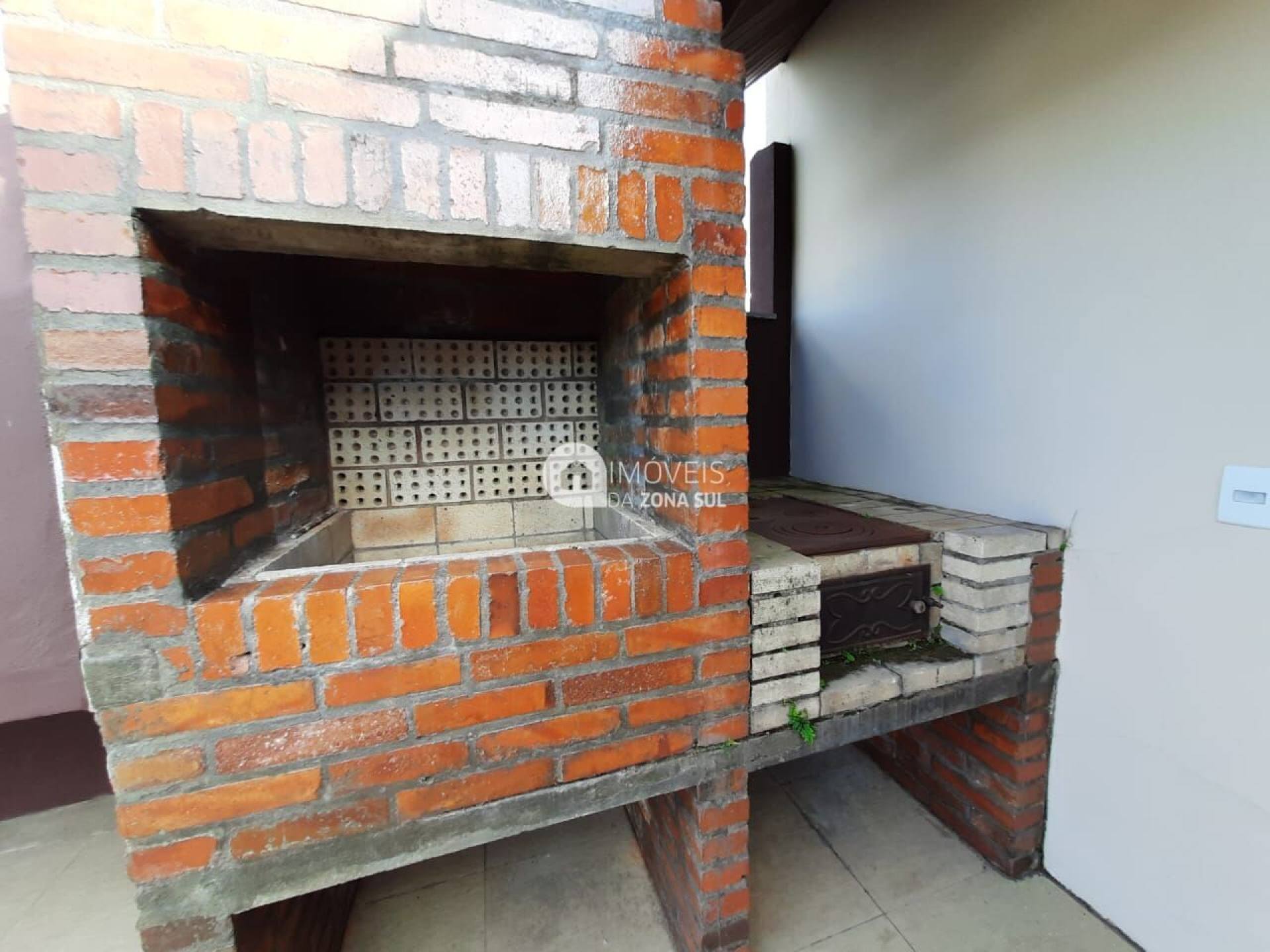 Ótimo sobrado de 3 dormitórios, sendo 1 suíte no Altos de Santa Rita