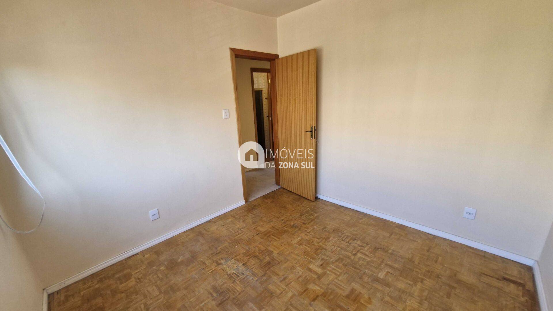 Apartamento para Vender com 2 quartos 2 banheiros no bairro Santana em Porto Alegre/RS
