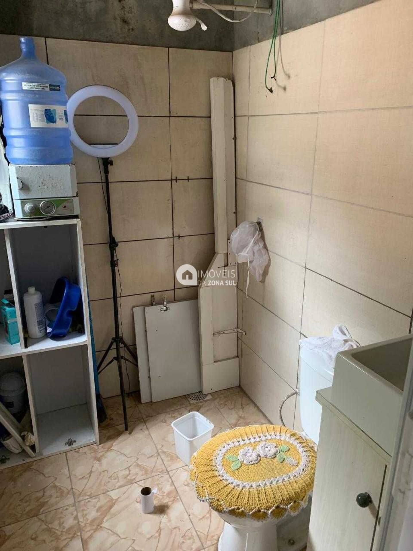 Casa para Vender com 4 vagas de garagem com 2 quartos 2 banheiros no bairro Belém Velho em Porto Alegre/RS