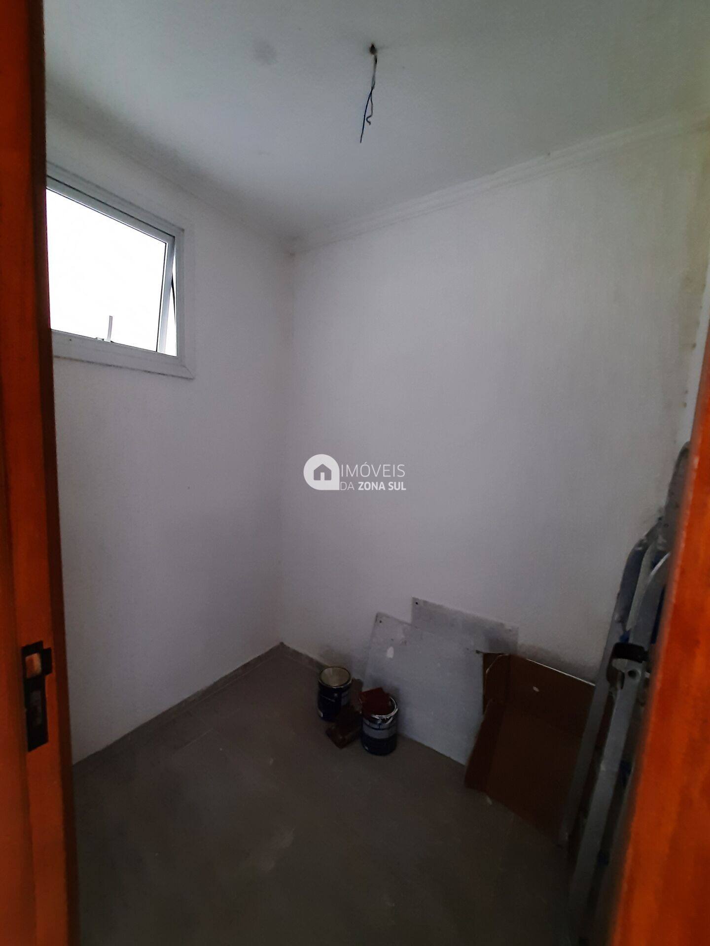 Sobrado com 3 suítes no Altos de Santa Rita