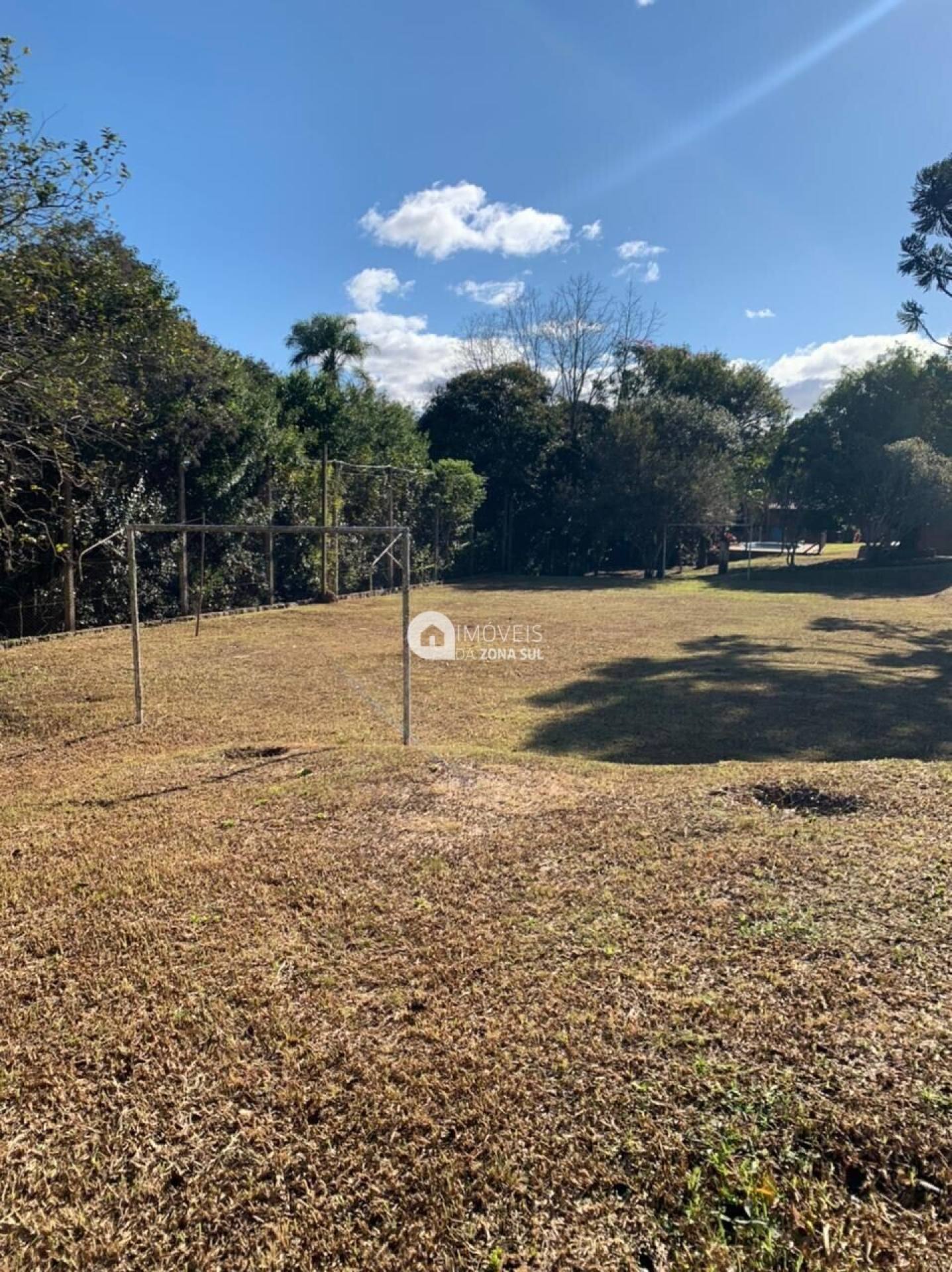 Sítio para Vender com 1 quarto 2 banheiros no bairro Lageado em Porto Alegre/RS