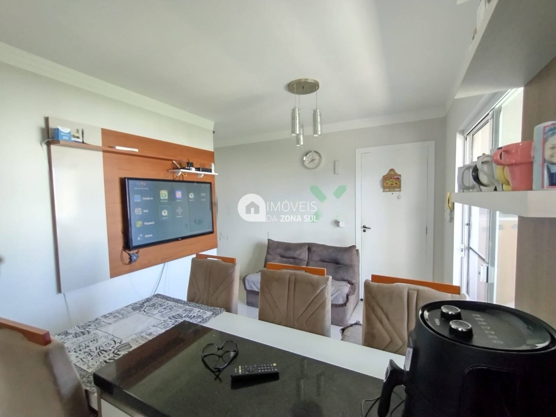 Apartamento para Vender com 1 vaga de garagem com 2 quartos 1 banheiro no bairro Santa Regina em Camboriú/SC