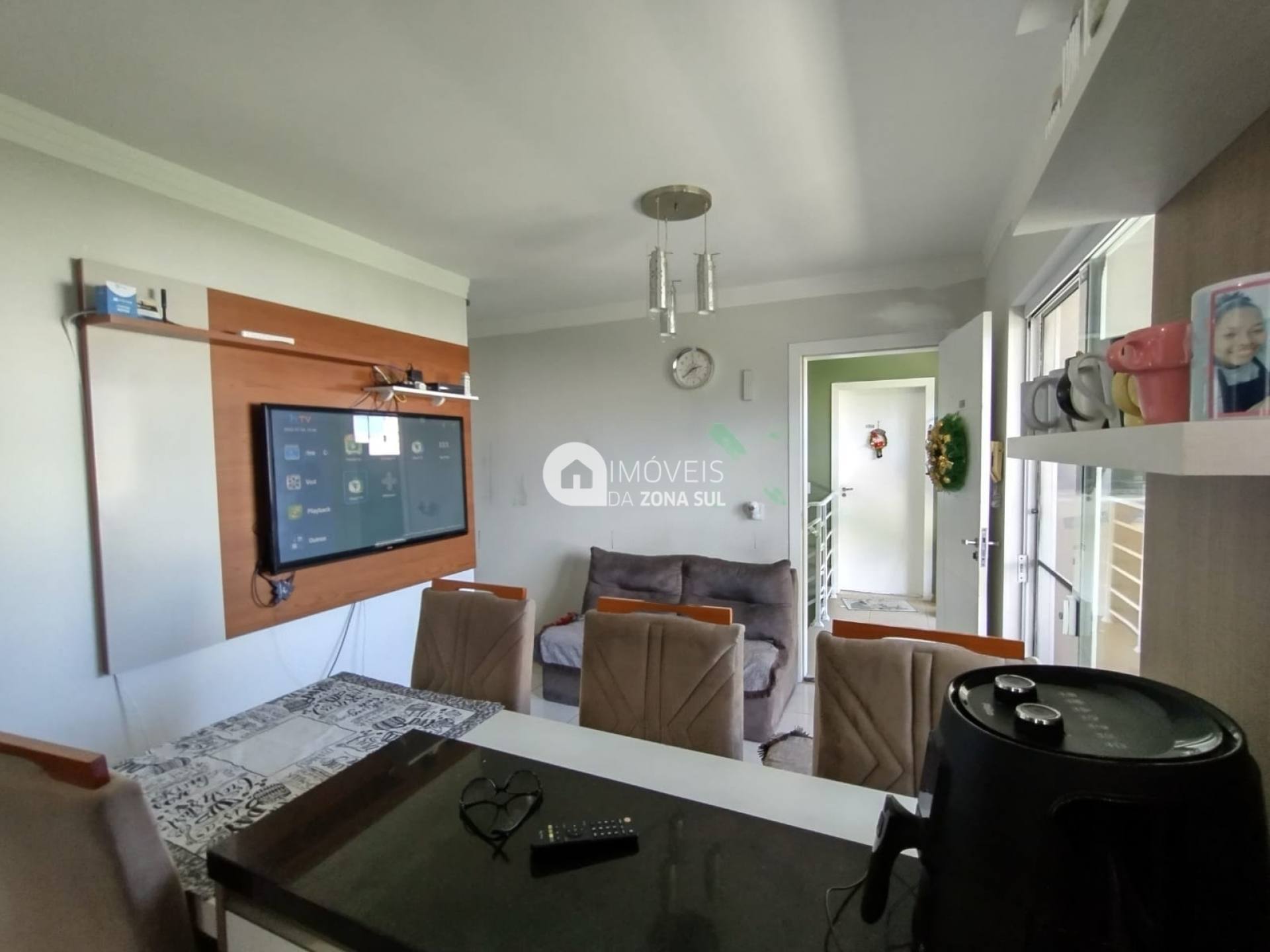 Apartamento para Vender com 1 vaga de garagem com 2 quartos 1 banheiro no bairro Santa Regina em Camboriú/SC