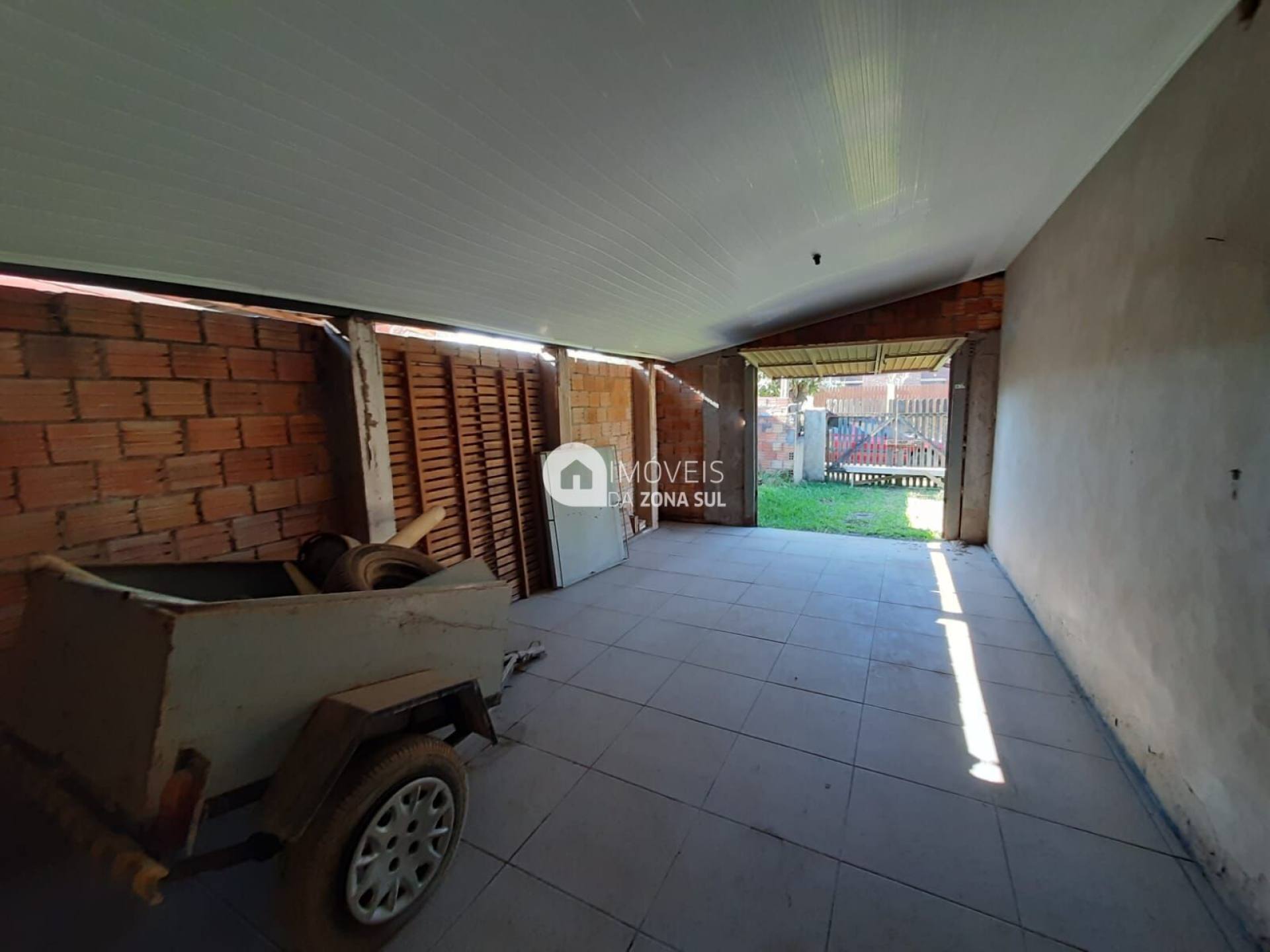 Casa Térrea de 3 dormitórios para locação no bairro Pronta Grossa