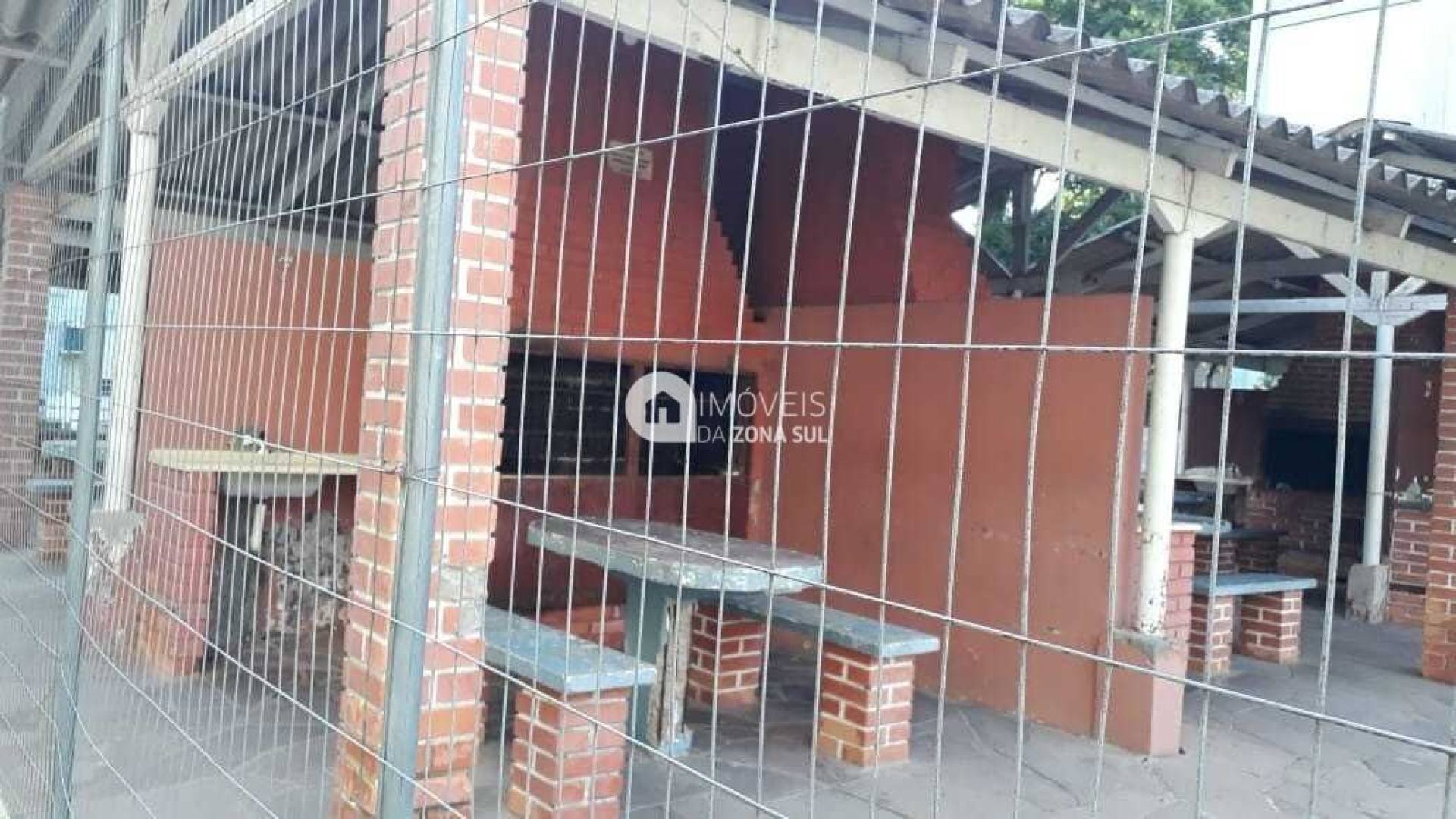 Apartamento 2 Dormitórios no bairro Camaquã