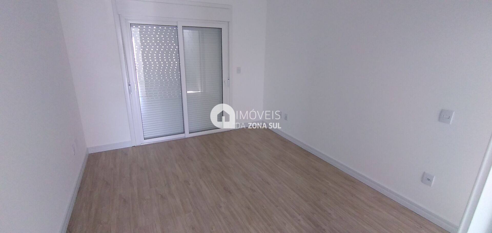 Casa para Vender com 2 vagas de garagem com 3 quartos 3 banheiros 3 suítes no bairro Aberta dos Morros em Porto Alegre/RS