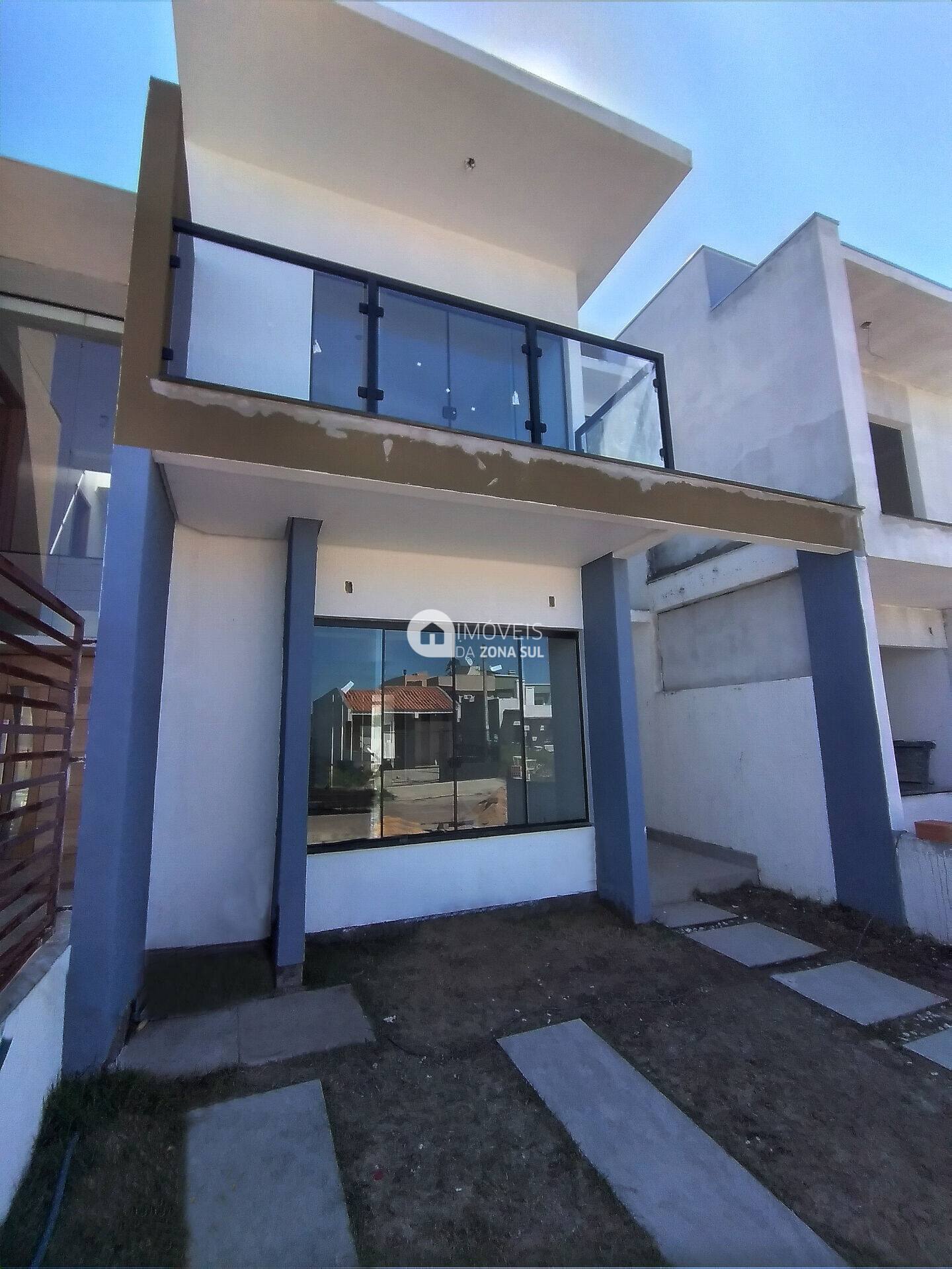 Casa para Vender com 2 vagas de garagem com 3 quartos 3 banheiros 3 suítes no bairro Aberta dos Morros em Porto Alegre/RS