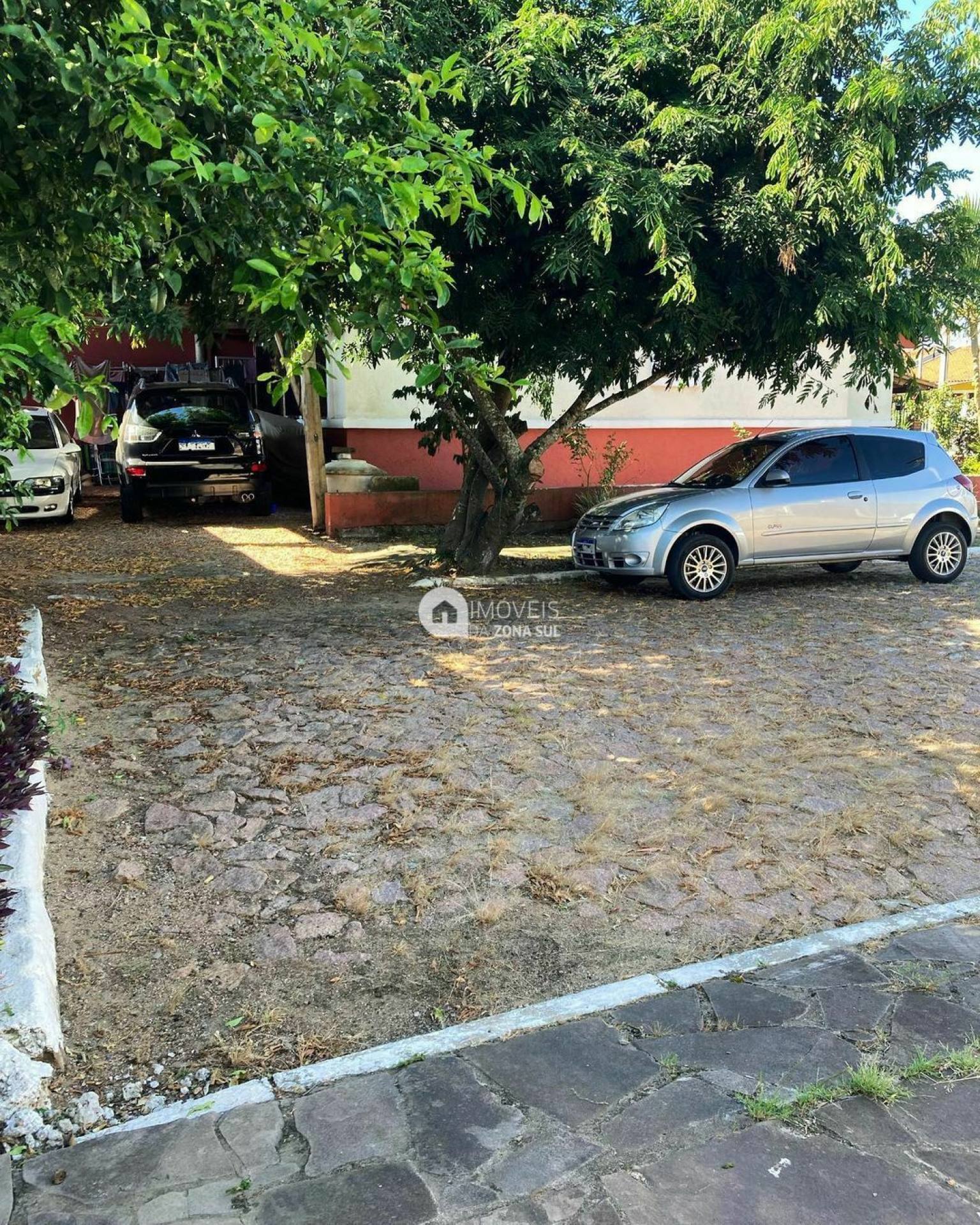 Ótima Casa Térrea de Esquina no Moradas do Sul